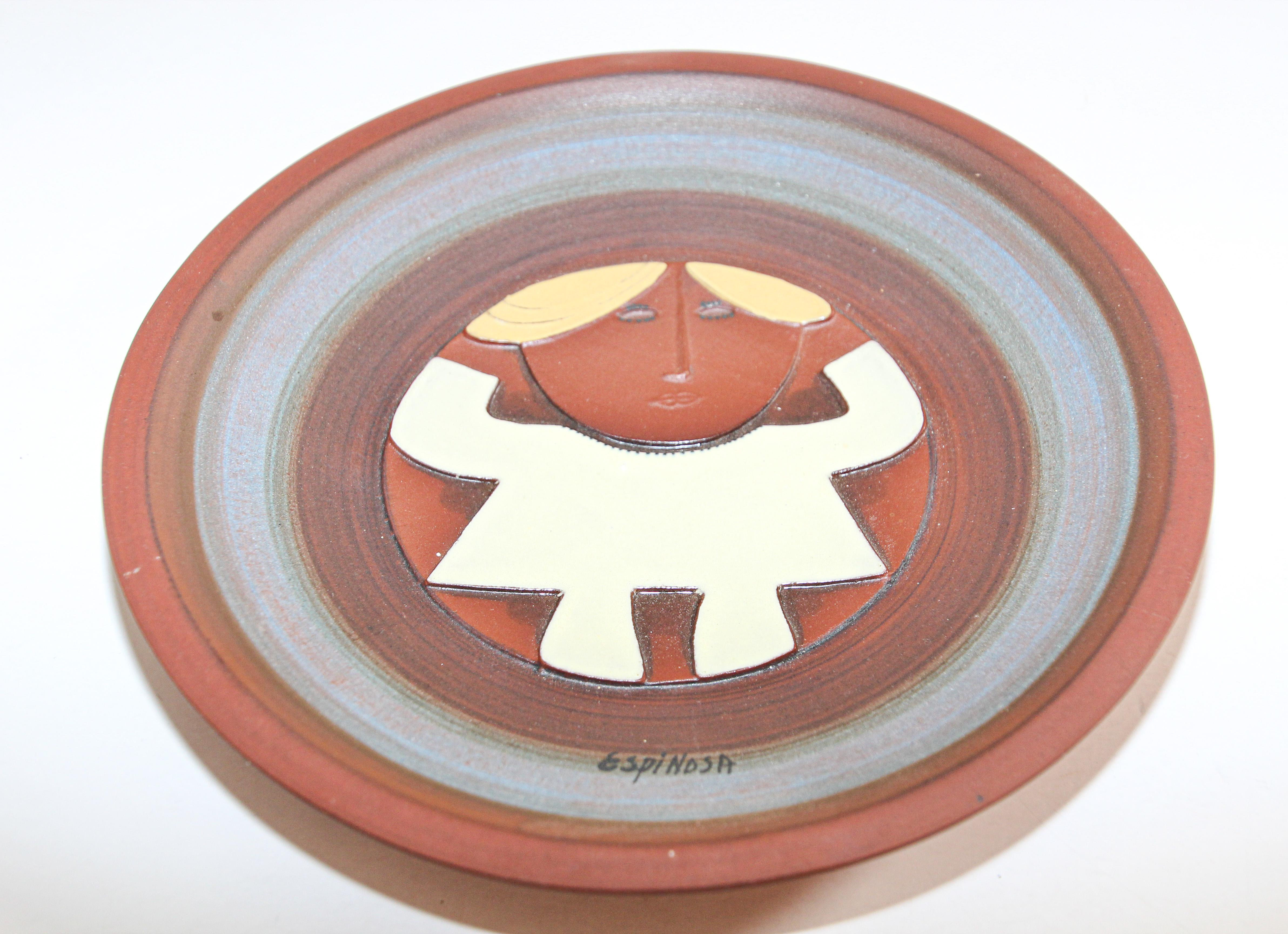 Rare vintage Susana Espinosa signed vintage abstract Glazed Sgraffito terracotta ceramic art plate charger stoneware studio 1970s Puerto Rico.
Early outstanding piece by Espinosa -reputably Puerto Rico's most important modernist art potter.