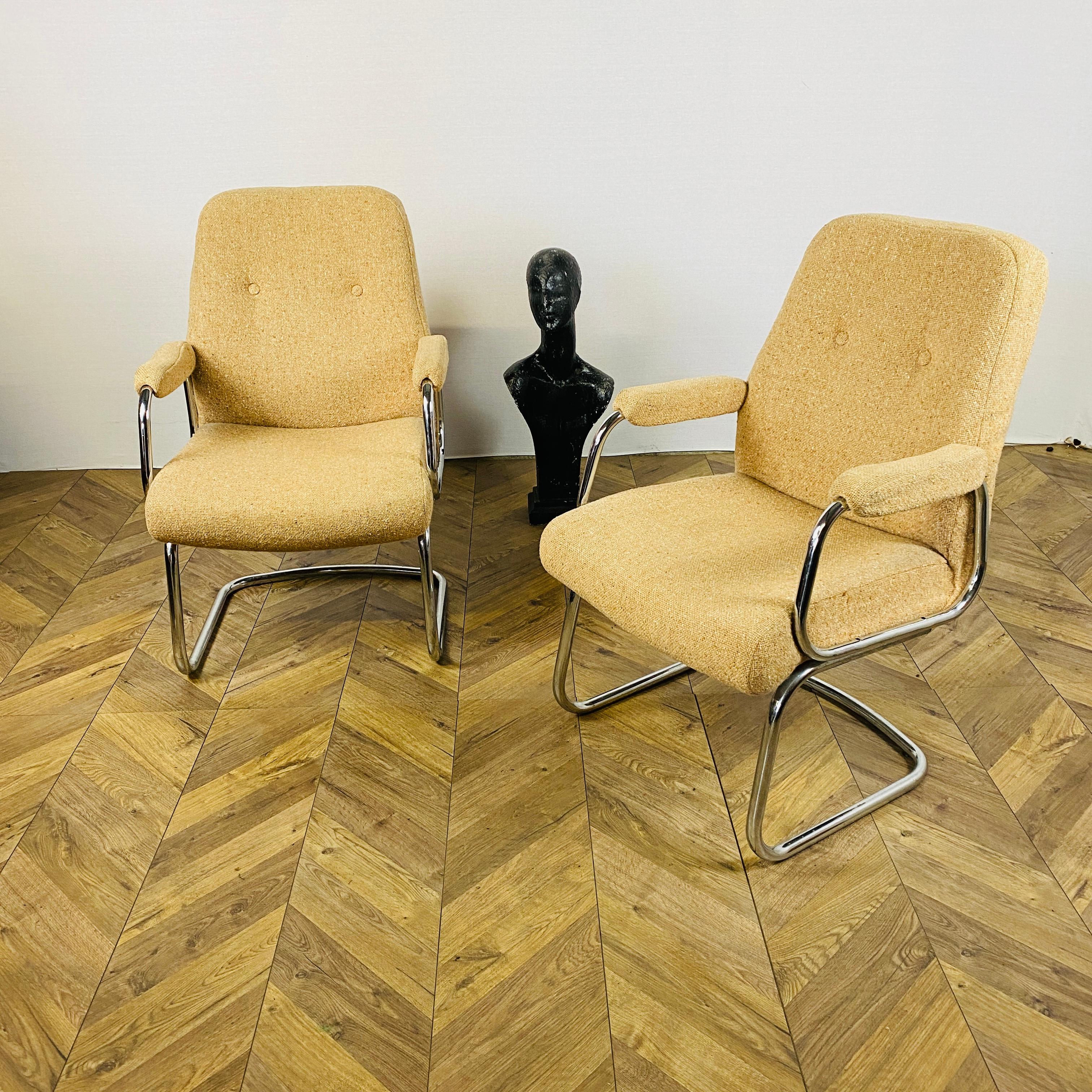 Mid-Century Modern Vintage Modernist Armchairs by Evertaut, Set of 2