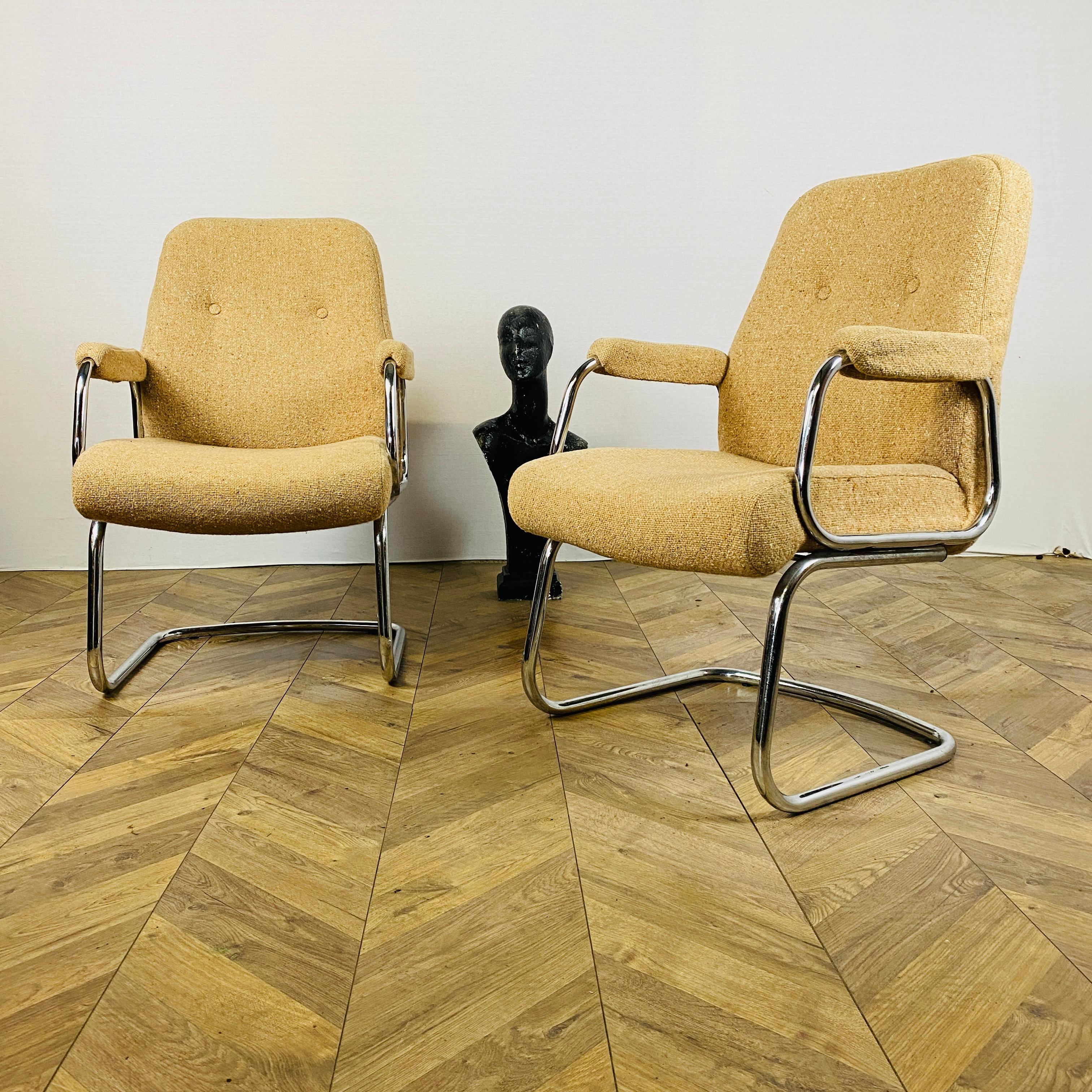 Vintage Modernist Armchairs by Evertaut, Set of 2 In Good Condition In Ely, GB