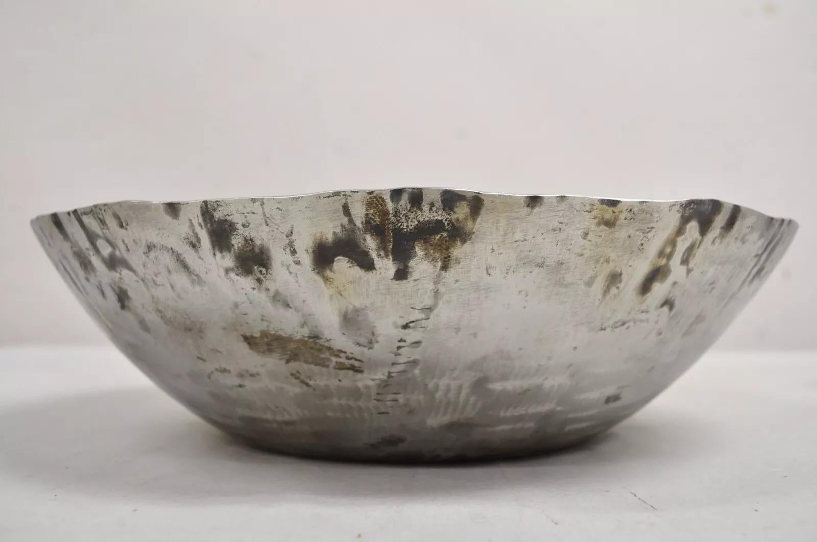 Modernistische Vintage-Obstschale, handgehämmert, Art-Déco-Stil, 13