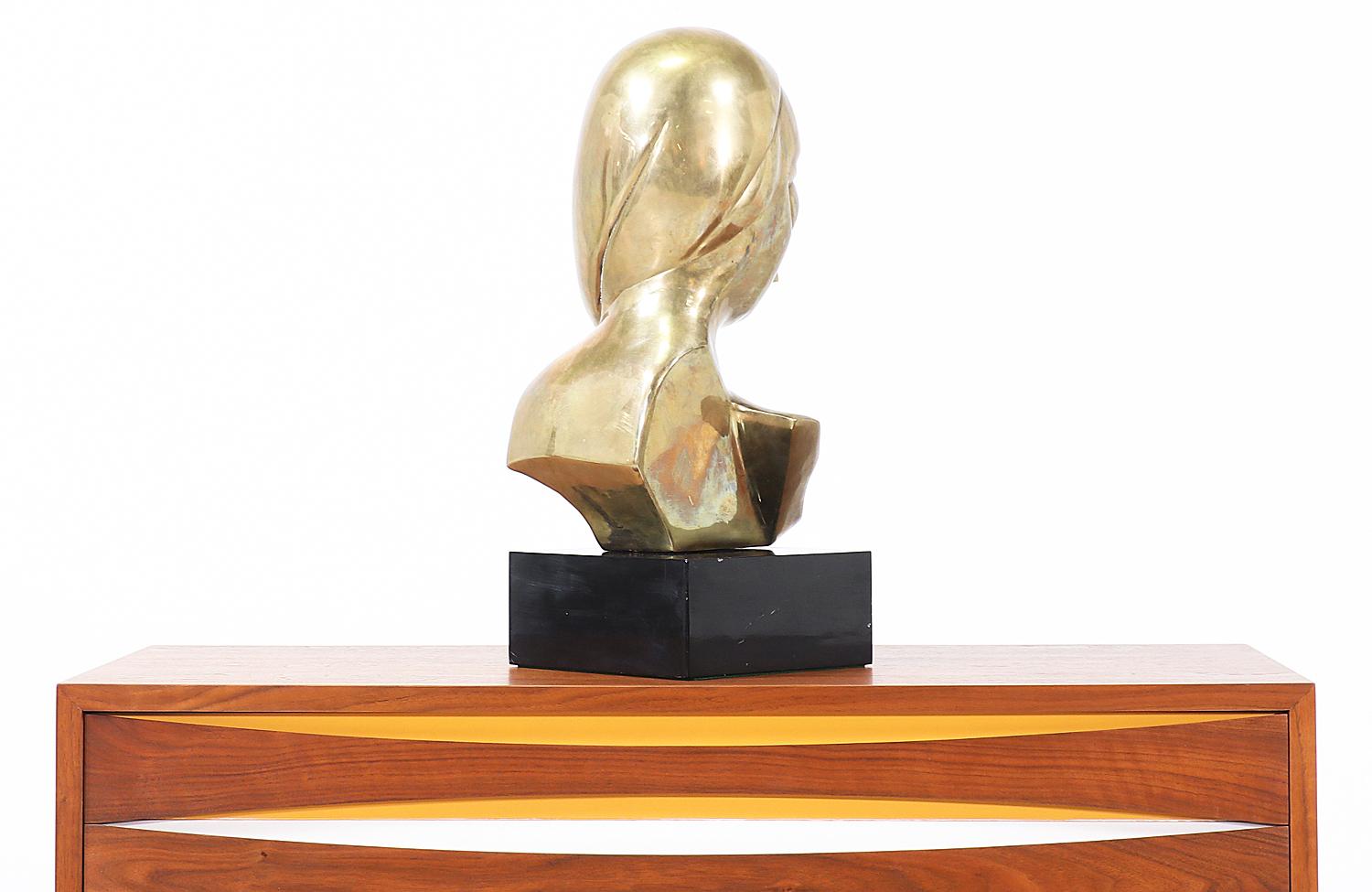 Vintage Modernist Brancusi Style Bust Sculpture In Excellent Condition In Los Angeles, CA