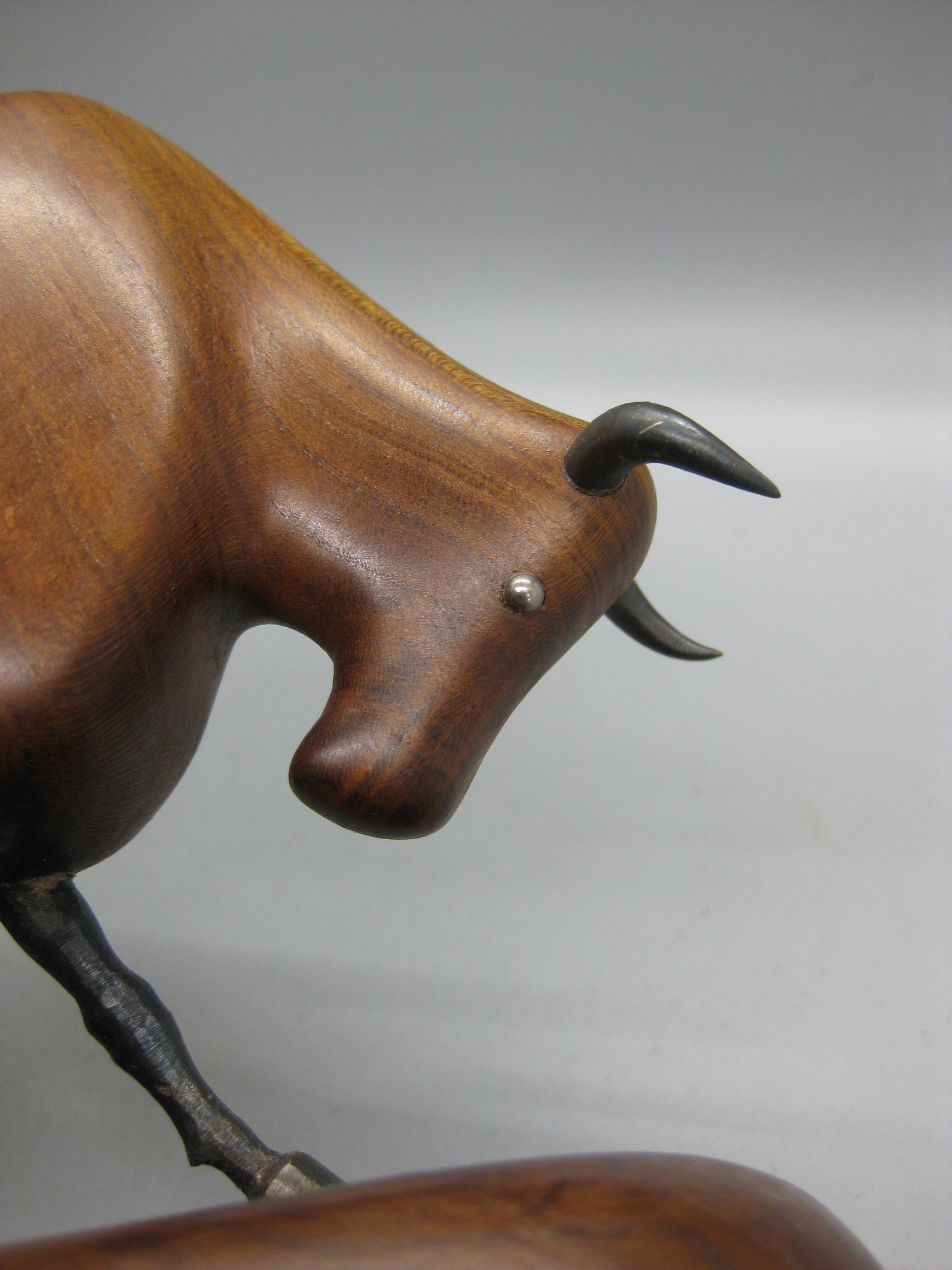 Vintage Modernist Carved Wood & Wrought Iron Bull Sculpture Artist Signed For Sale 6