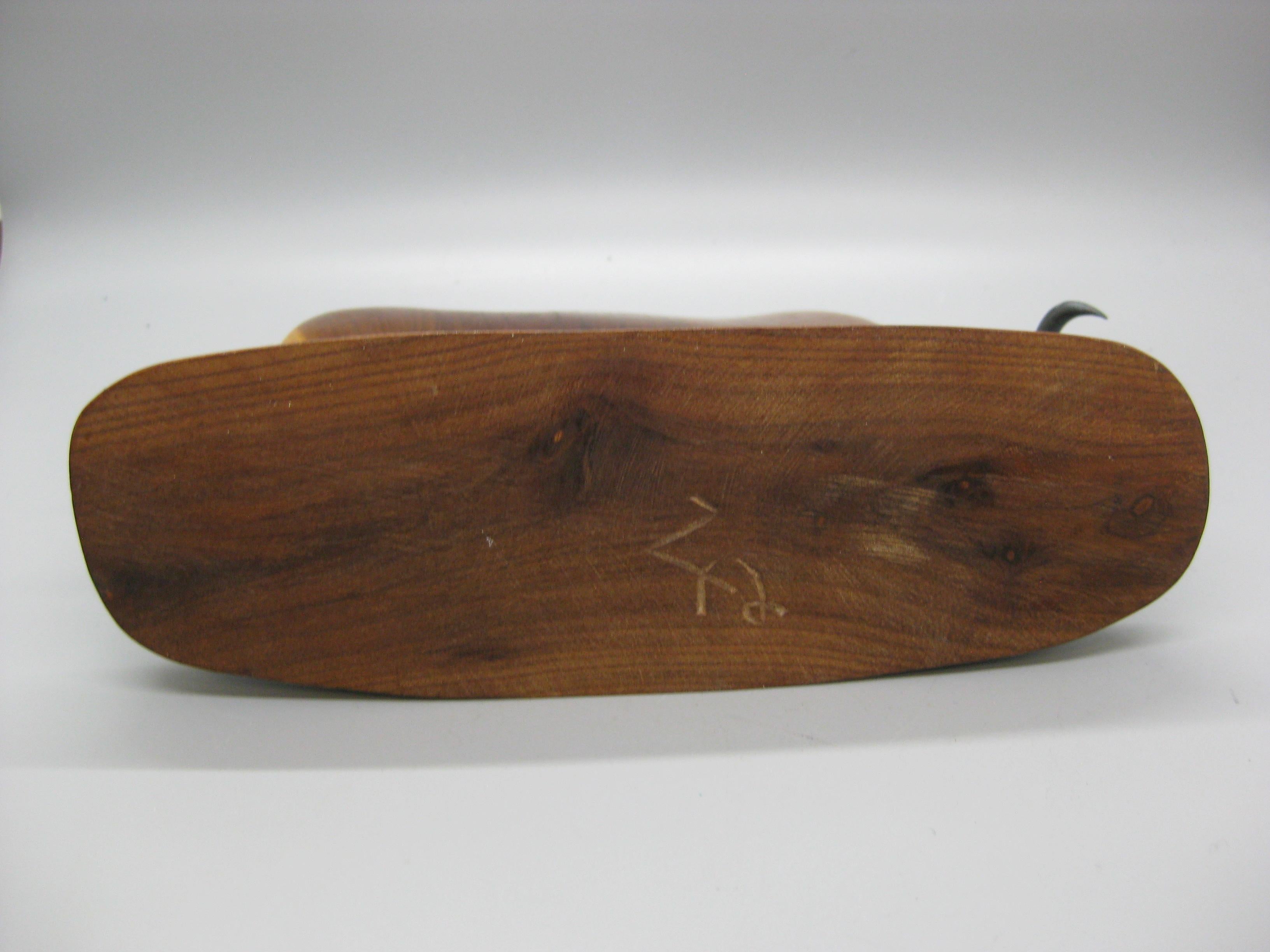 Escultura Modernista Vintage de Madera Tallada y Hierro Forjado Toro Firmada por Artista en venta 8