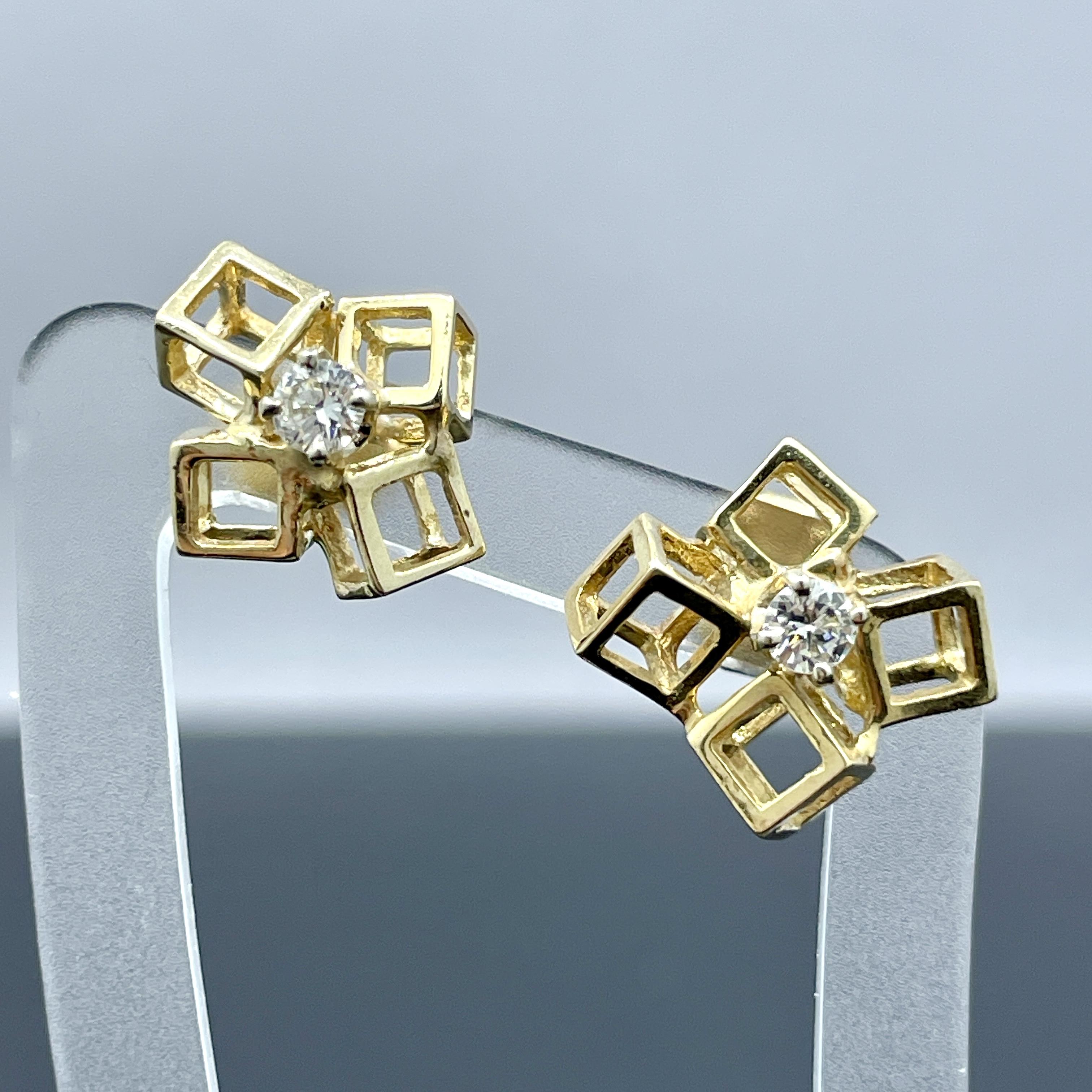 Pendientes Modernistas Vintage Cubo Diamante Oro Amarillo 14k en Excelente Estado en Orlando, FL