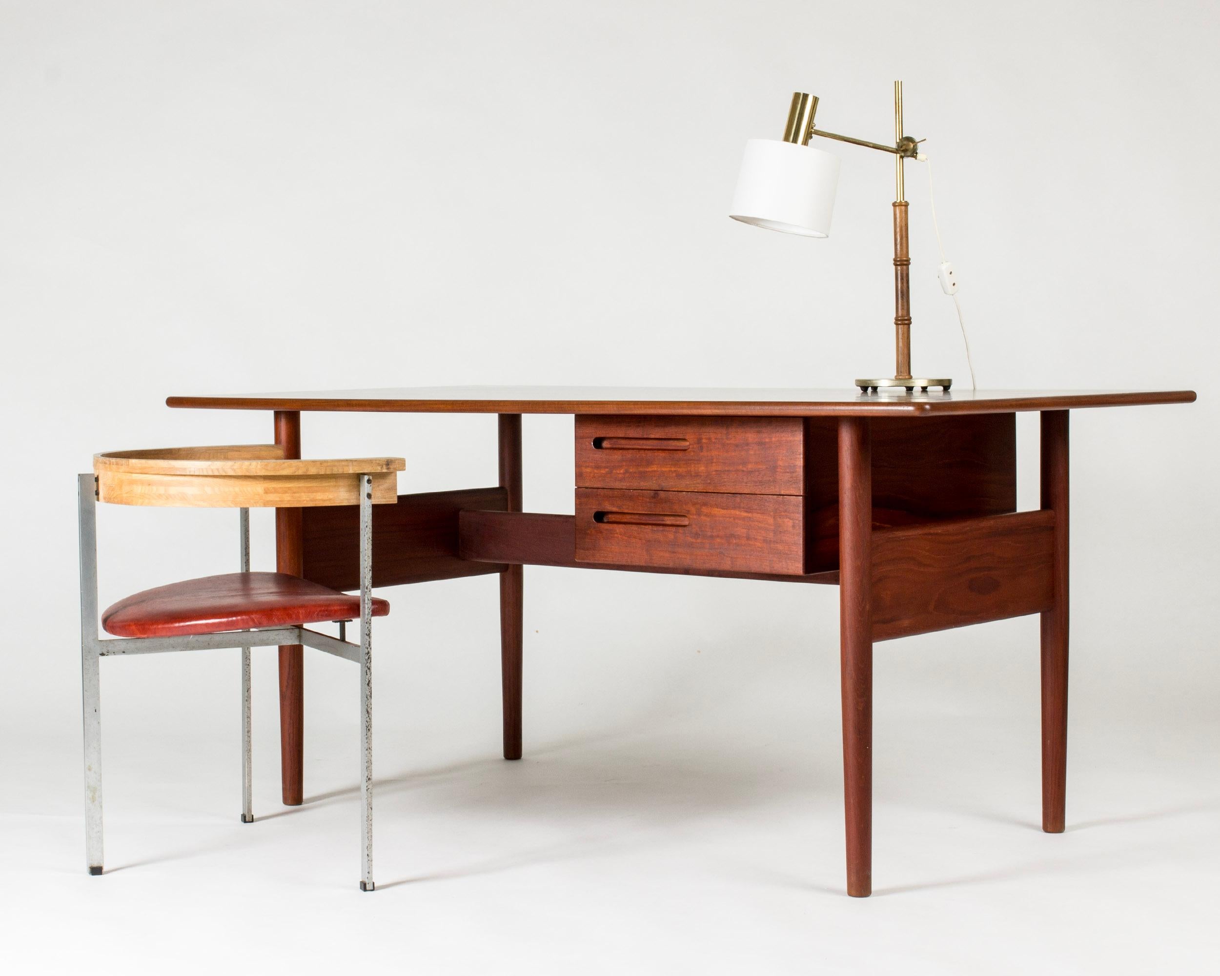 Bureau moderniste vintage d'Ib Kofod Larsen, Suède, années 1960 en vente 3