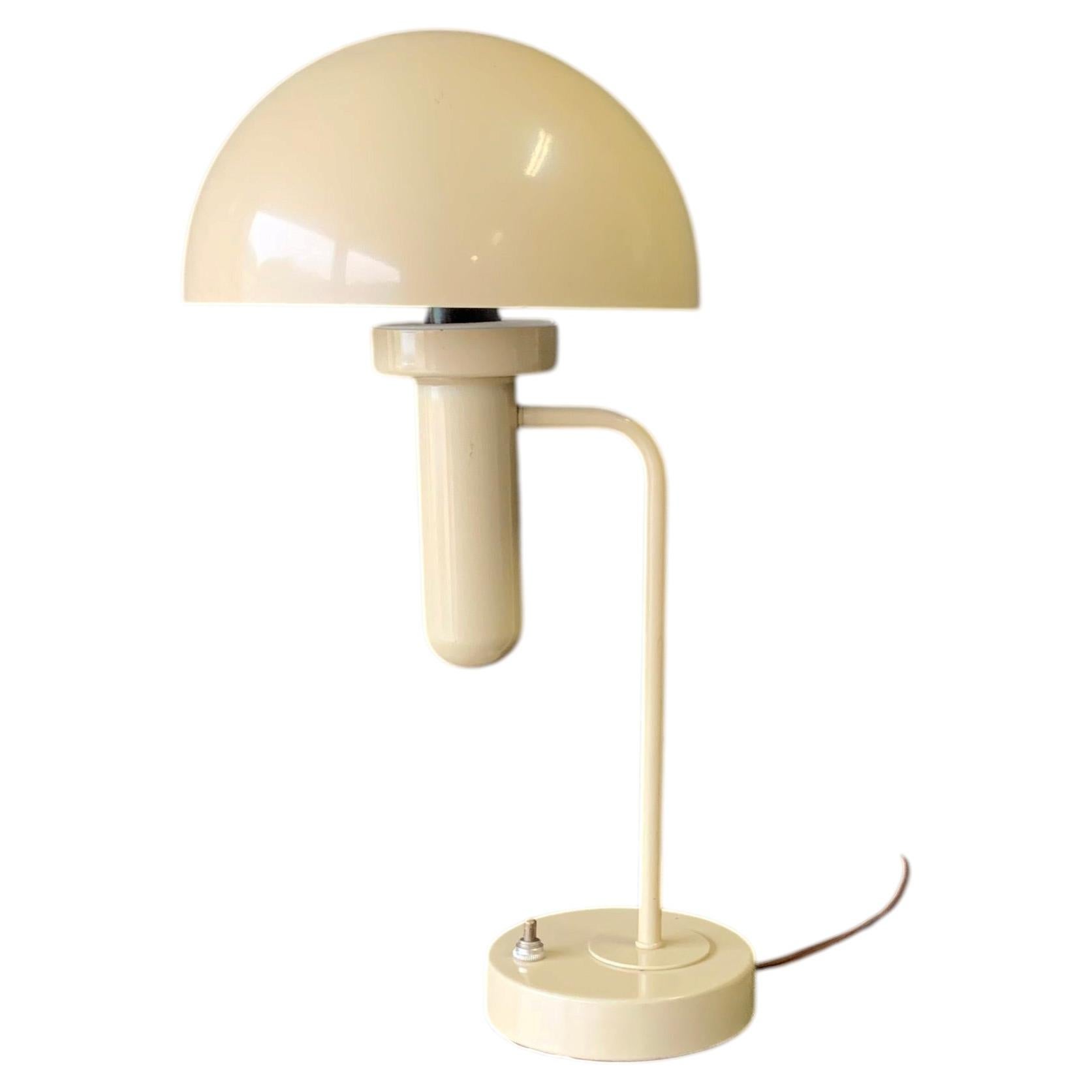 Lámpara de mesa de cúpula modernista vintage