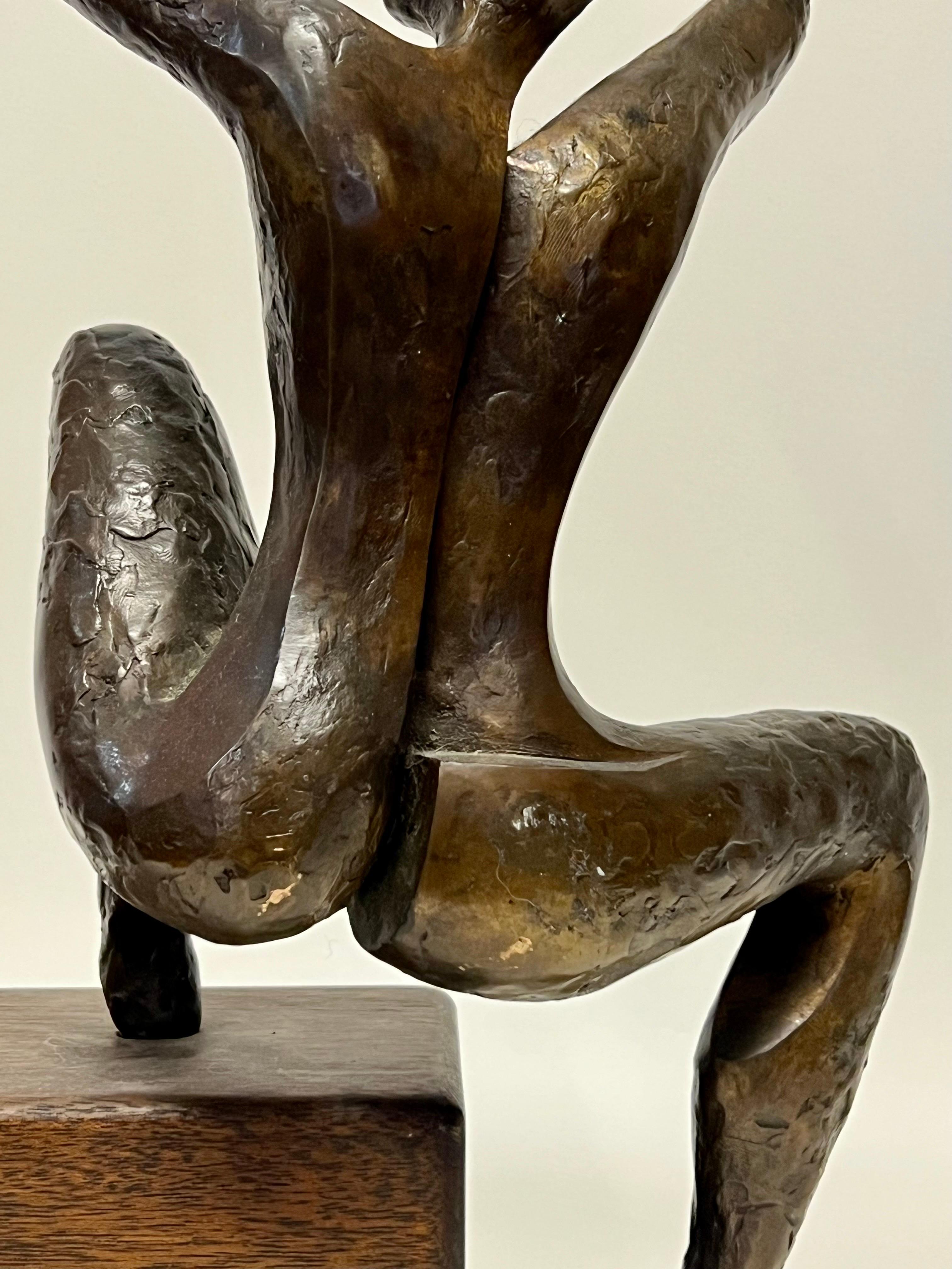 Vintage Modernist Figurative Bronze Sculpture  For Sale 2