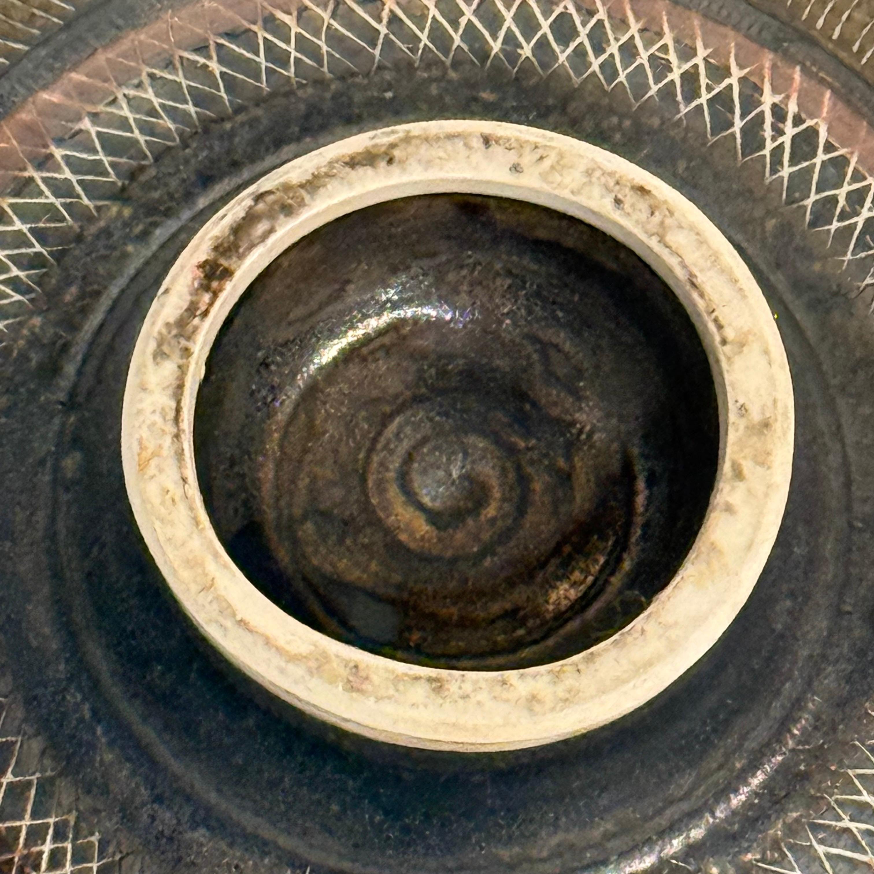 Ciotola modernista d'epoca con bordo svasato in ceramica, stile Lucie Rie in vendita 2