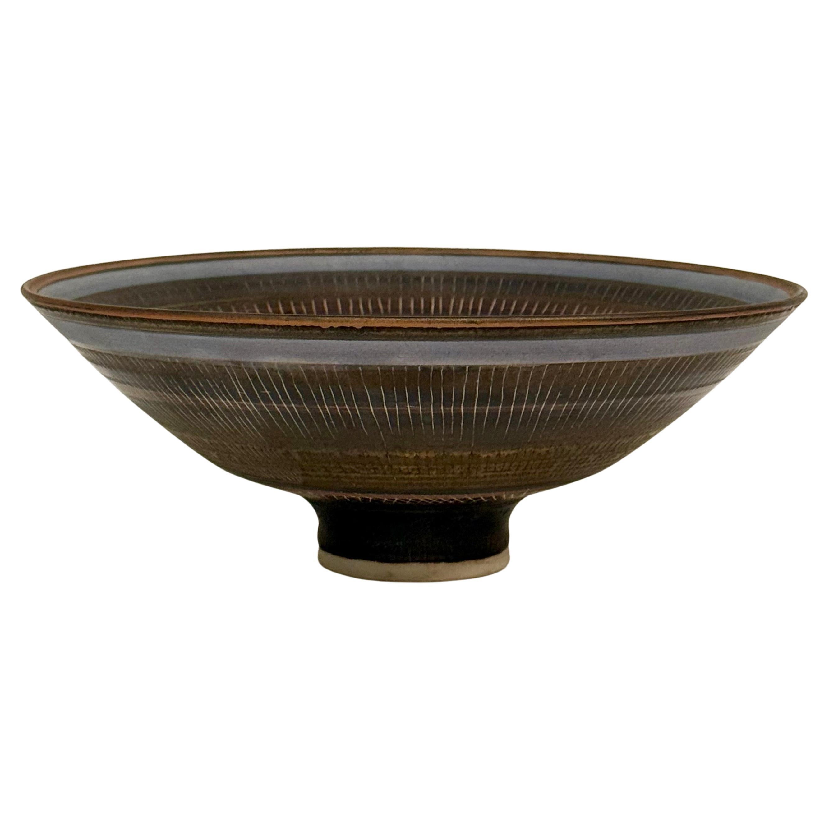 Vintage Modernist Flared Rim Ceramic Bowl Style of Lucie Rie (bol en céramique à bord évasé)