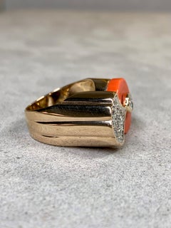 Vintage Modernist High Polish 14K Yellow Gold Coral & Diamond Ring Ca. 1970’s