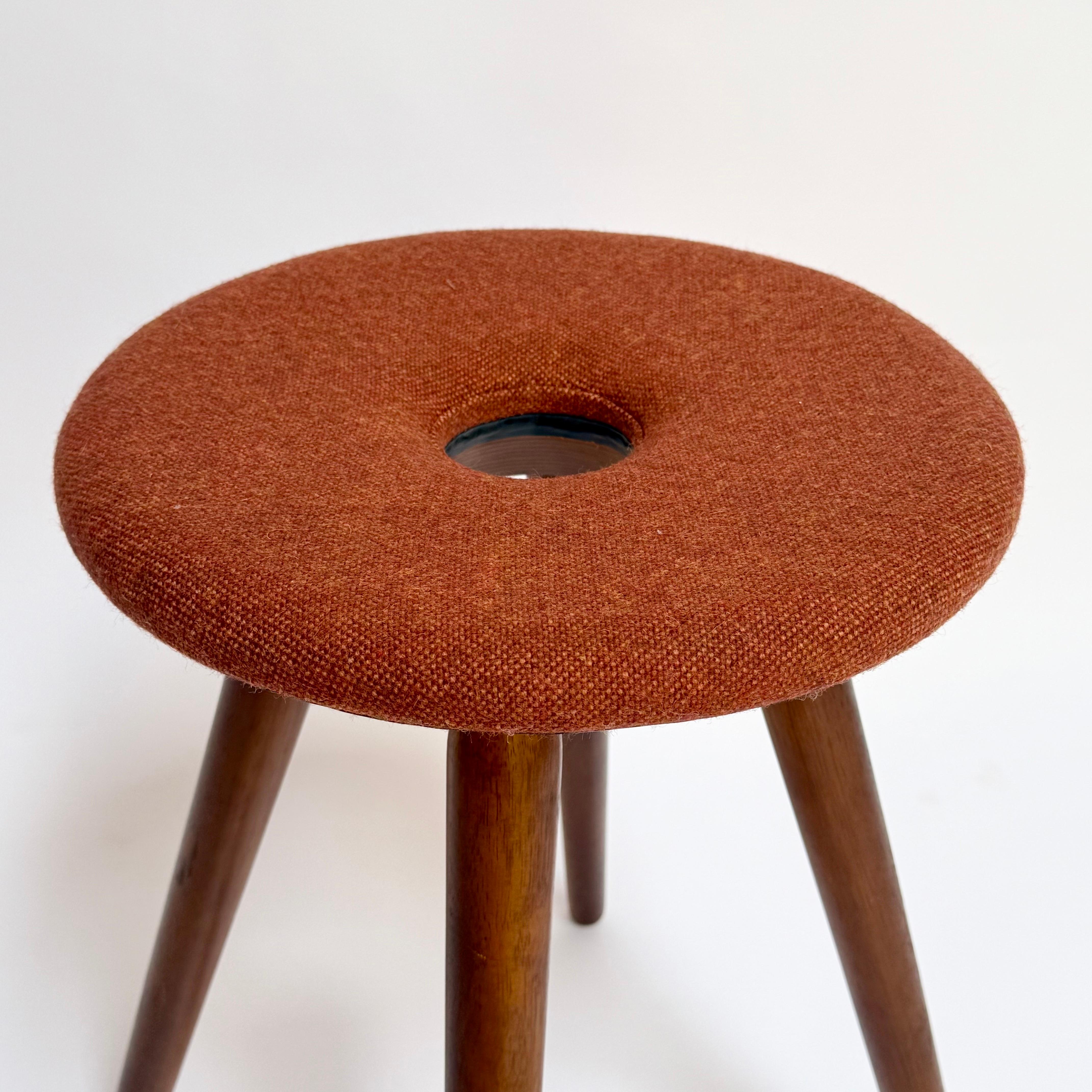 Vintage Modernist Japanese Ring Stool c1970s For Sale 3
