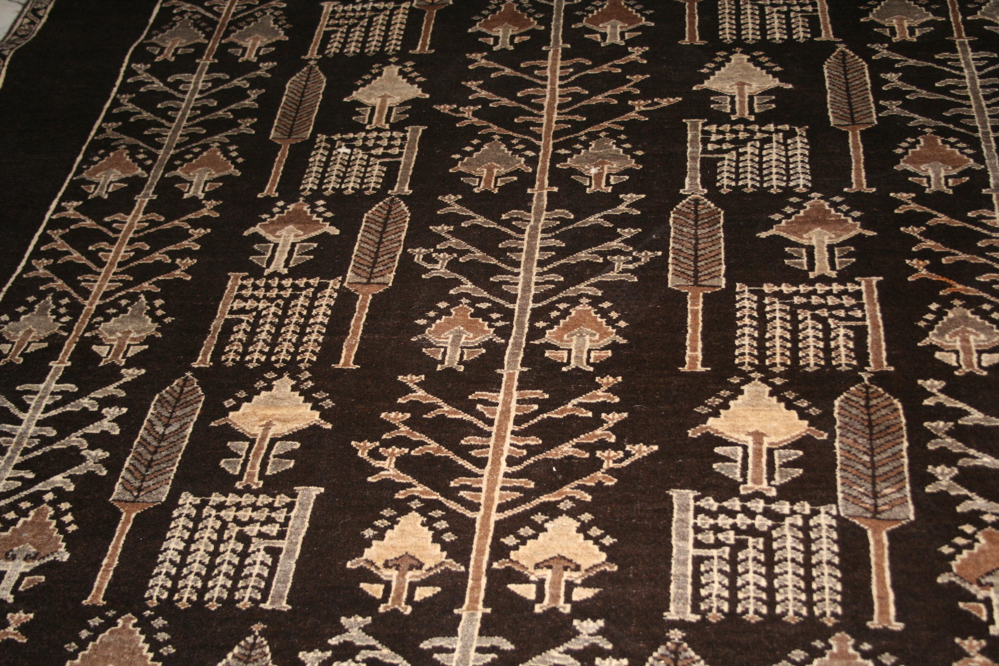 Modernistischer Mocha Bakhtiari-Teppich im All-Over-Design (Handgeknüpft) im Angebot