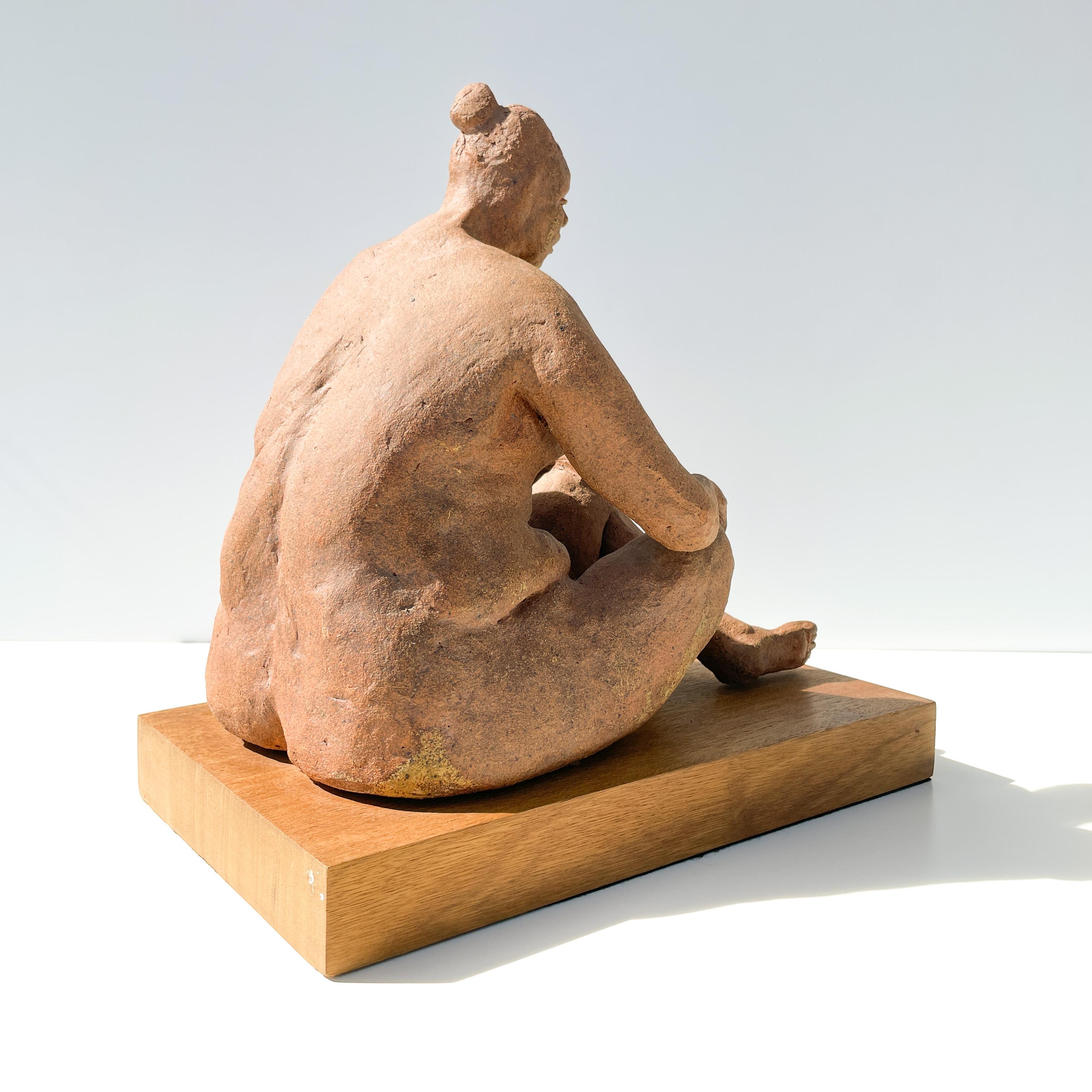 Mid-Century Modern Vintage Modernist Nude Rubenesque Women Terracotta Sculpture By F. Kahn MCM For Sale