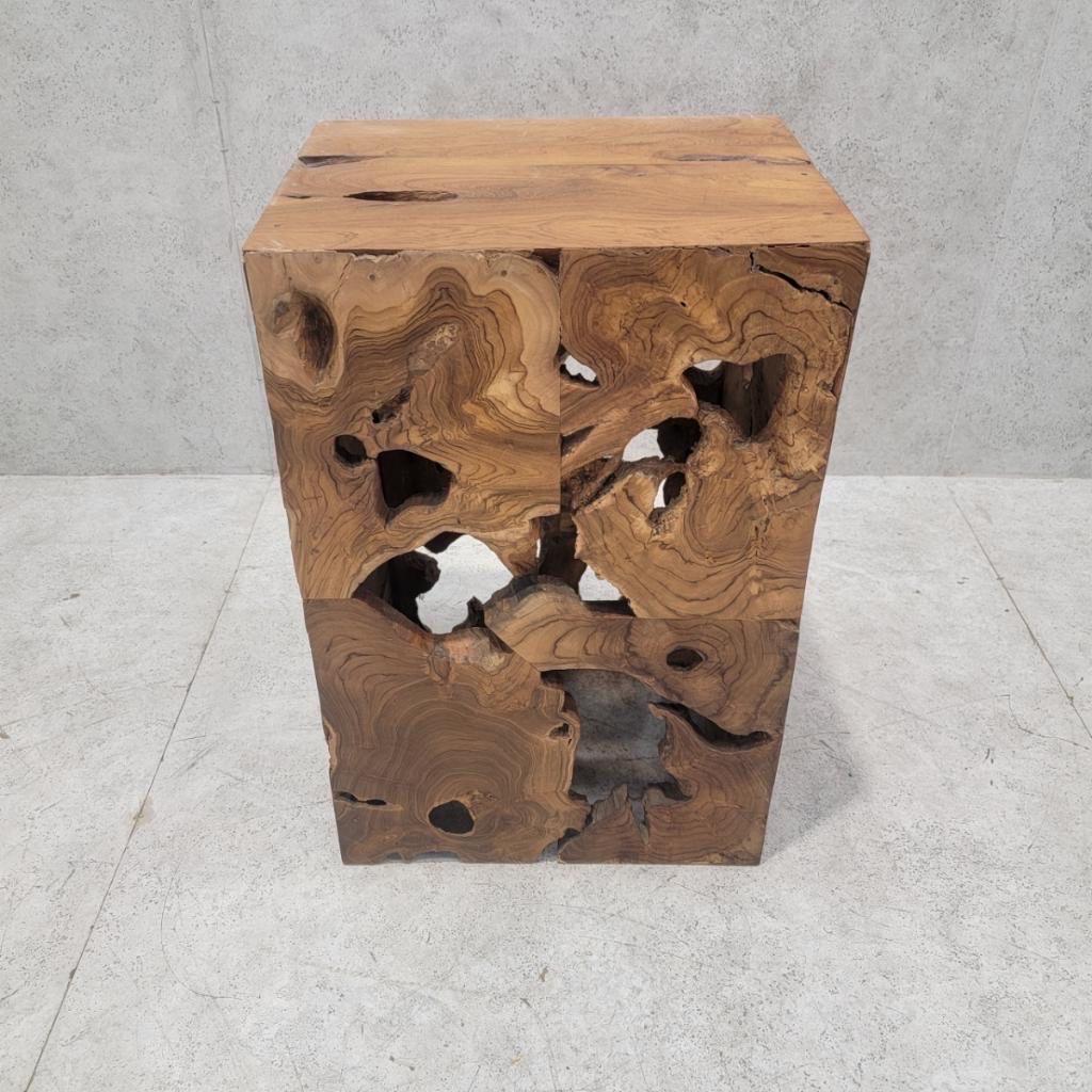 Vintage Modernist Organic Burl Wood Pedestal/Side Table

Fantastic vintage organic burl wood pedestal/side table. This rustic yet chic piece has been artisan created with an organic movement to it. Absolutely perfect addition for organic rustic or