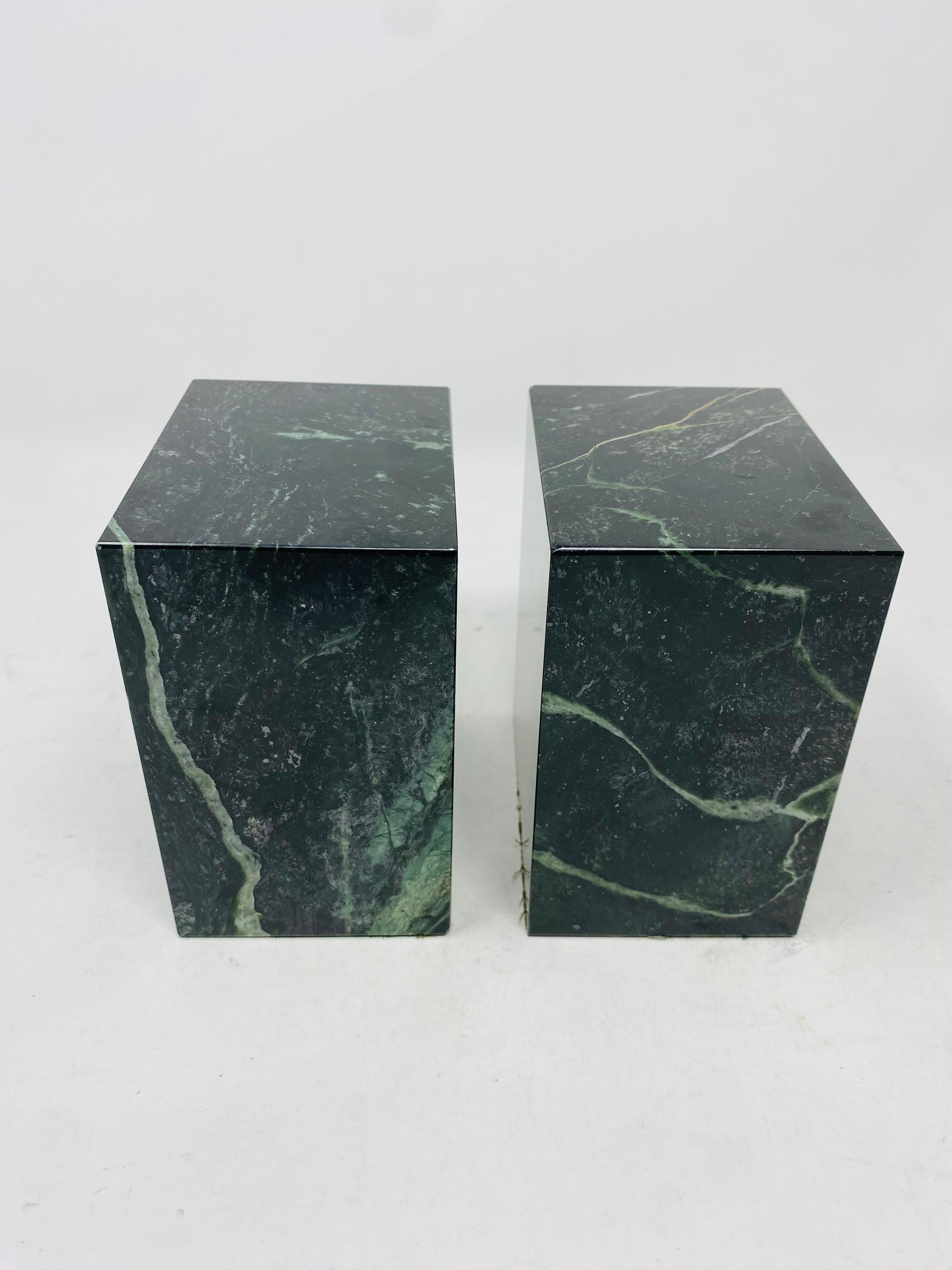 Vintage Modernist Rectangular Black and Green  Marble Bookends Vermont Marble Co For Sale 3