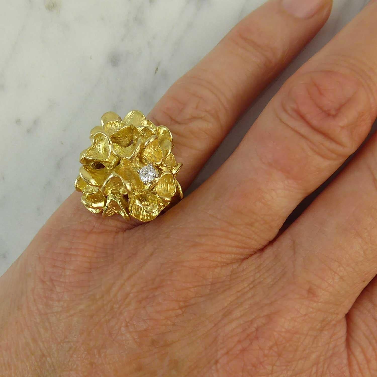 Vintage Modernist Ring, Diamond Set, Yellow Gold, London 1967 2