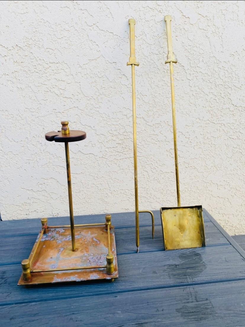 American Vintage Modernist Set of Polished Patinated Brass Firetools  For Sale