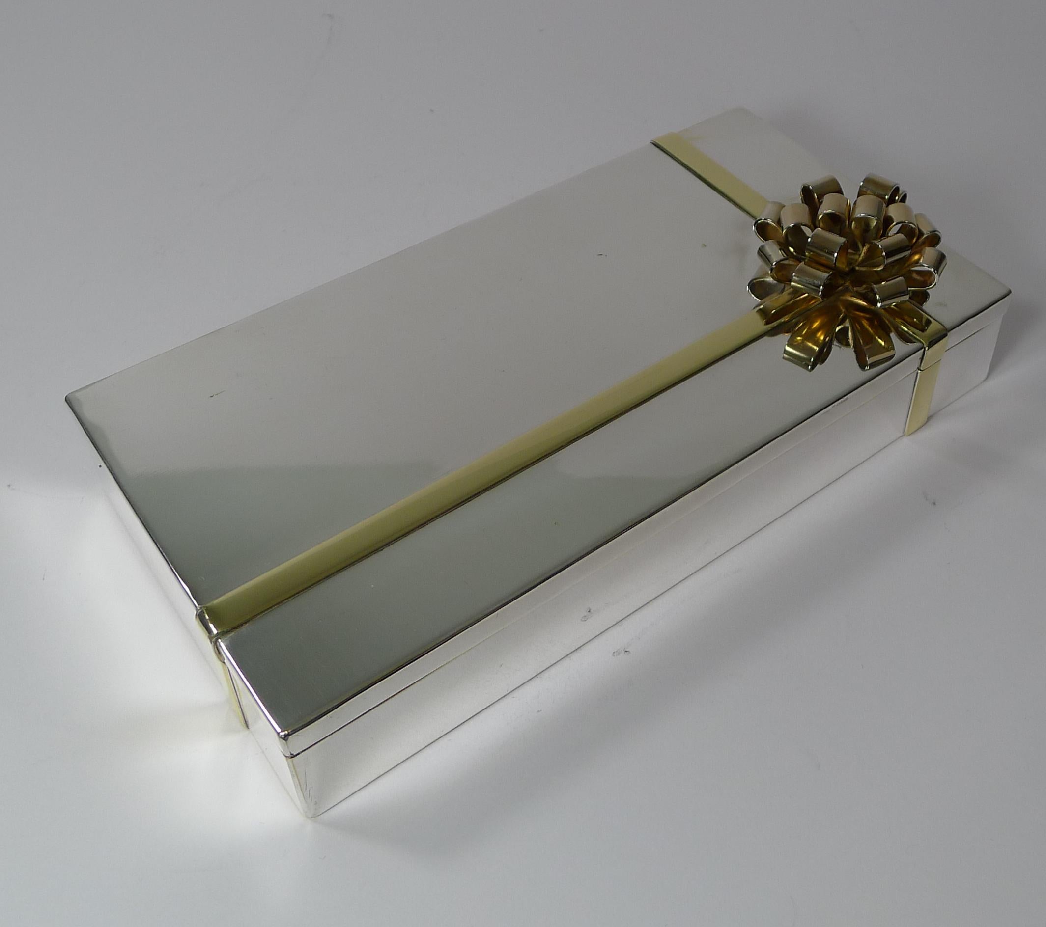 Vintage Modernist Silver and Gold-Plated Box by Egidio Broggi, Milan 2