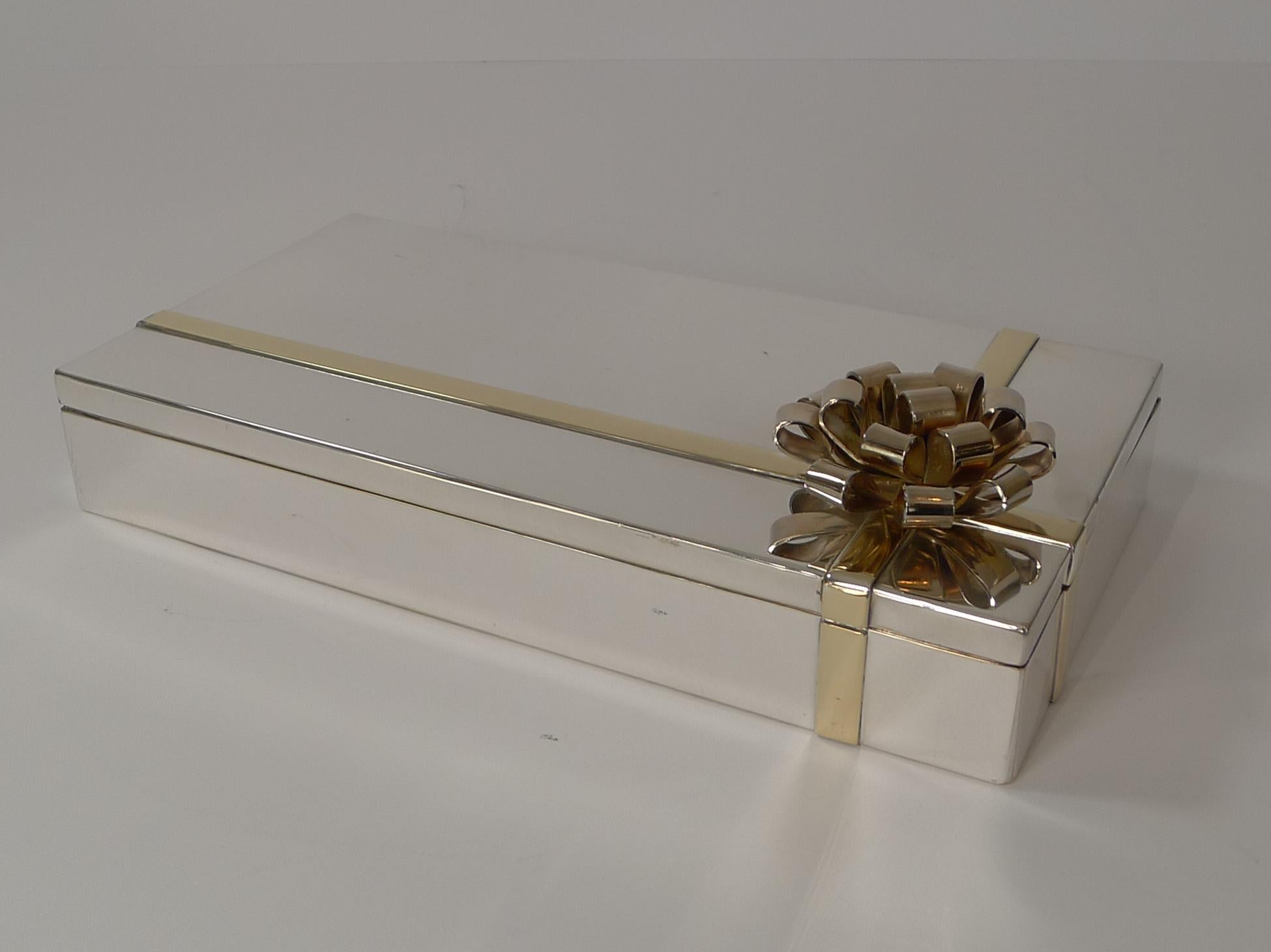 Vintage Modernist Silver and Gold-Plated Box by Egidio Broggi, Milan In Good Condition In Bath, GB