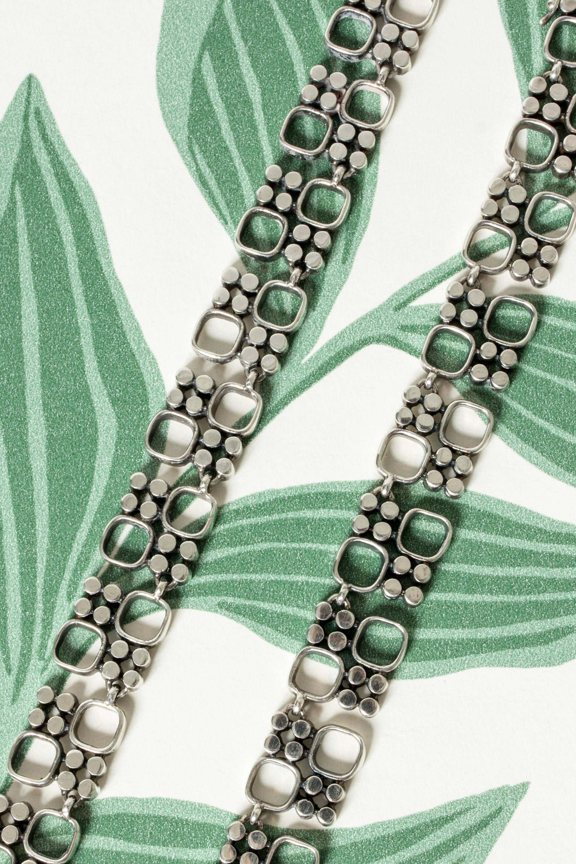 Modernistischer Silber Collier im Vintage-Stil von Jorma Laine, Finnland, 1970 im Zustand „Gut“ in Stockholm, SE