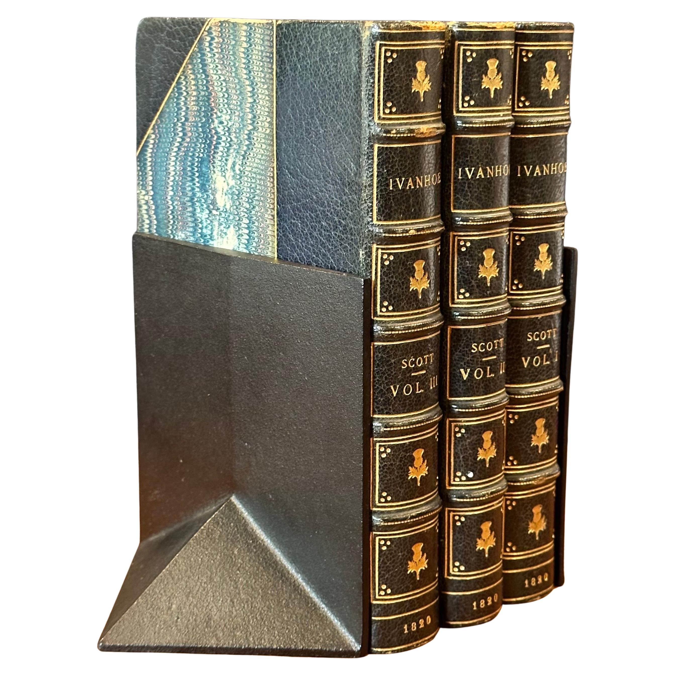 Hand-Crafted Vintage Modernist Steel Bookends by Kikichi Hojudo