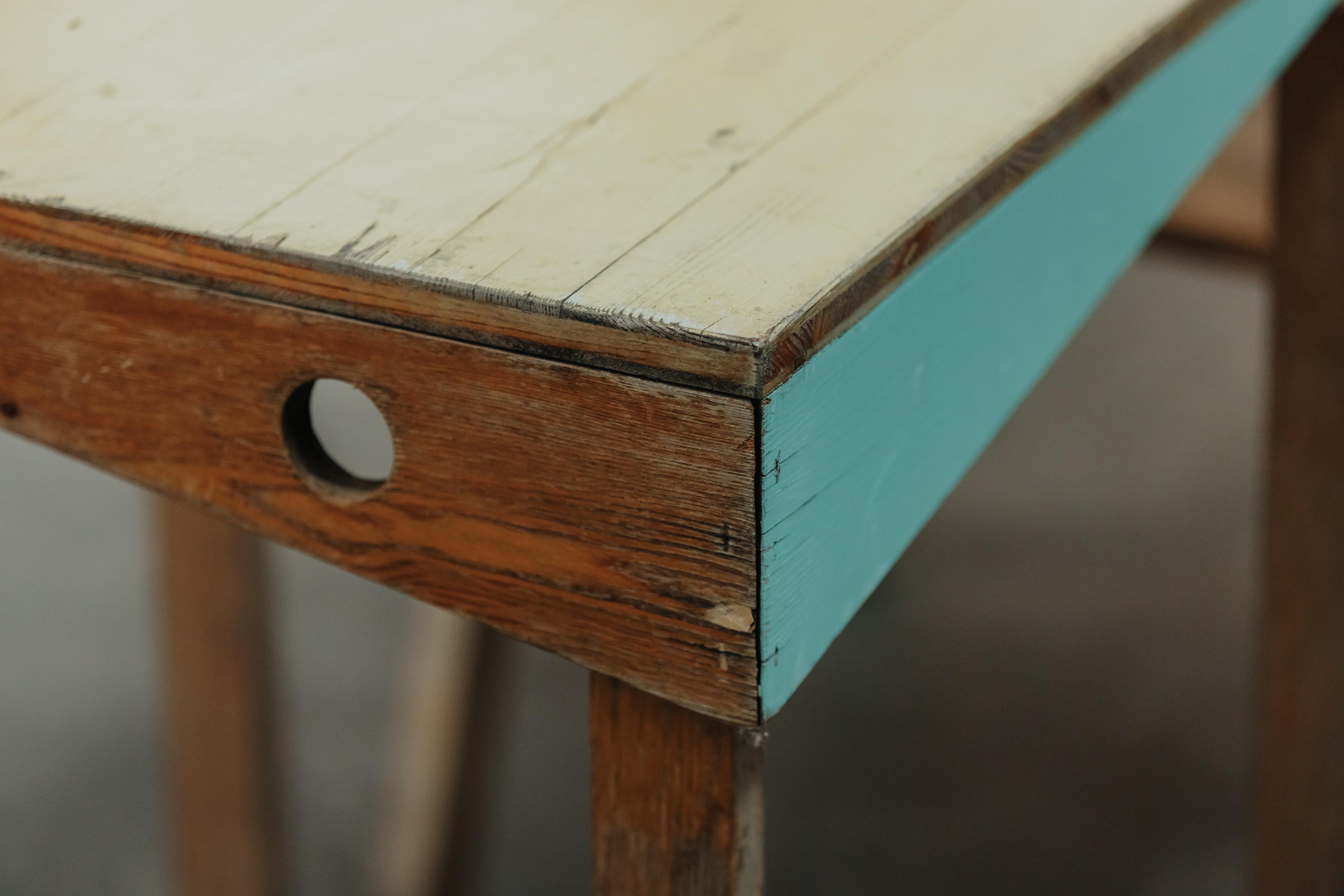 Pin Set de table moderniste vintage de France, Circa 1970 en vente