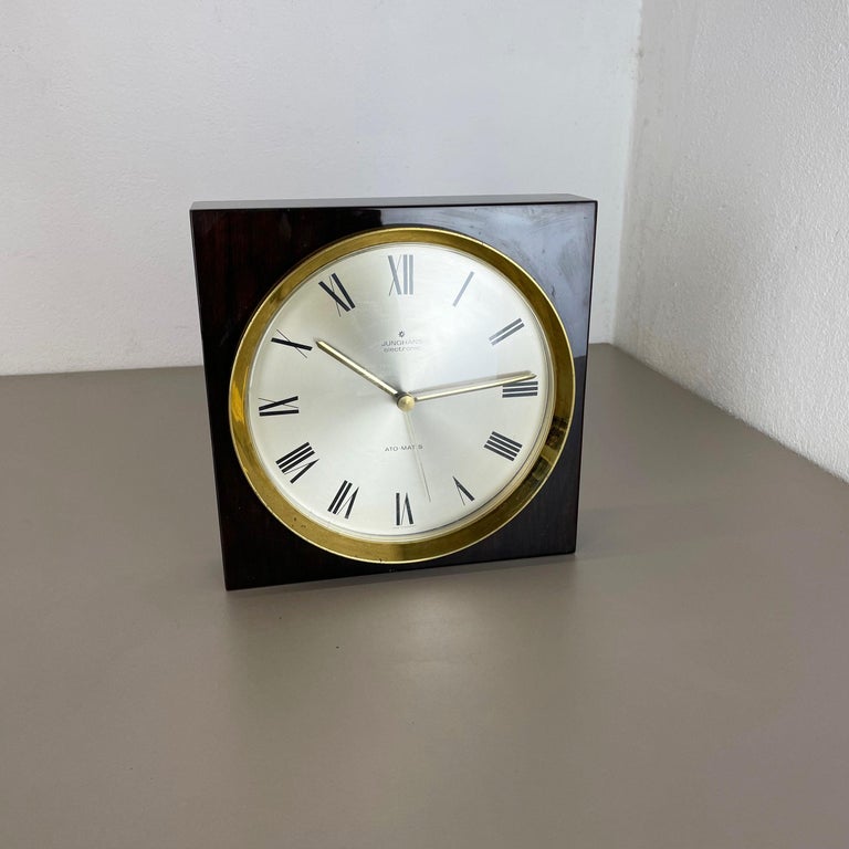 Reloj de sobremesa y pared modernista vintage de madera y latón de