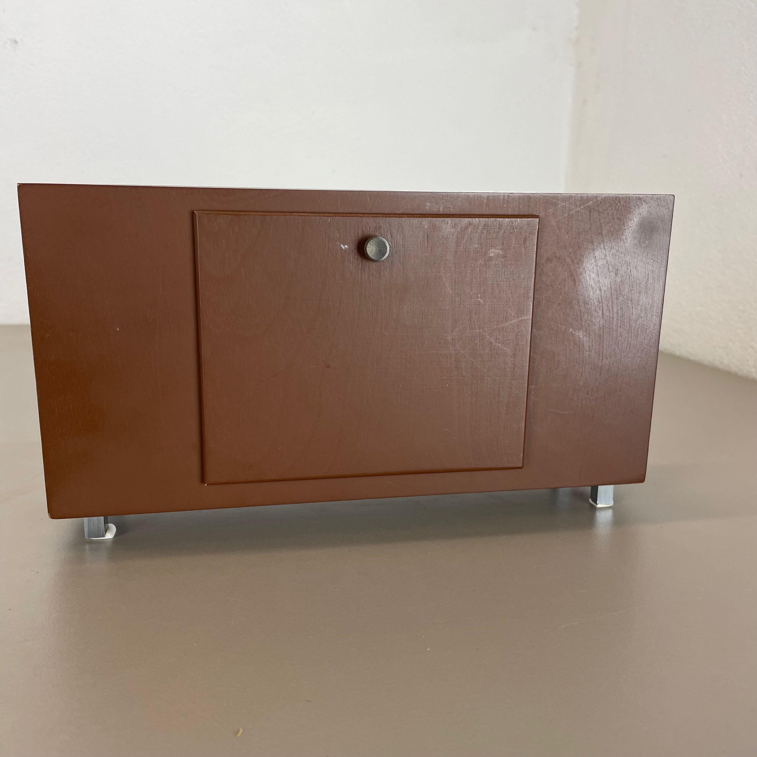 Modernistische Vintage-Tischuhr aus Holz und Teakholz von Zentra, Deutschland, 1970er Jahre im Angebot 5