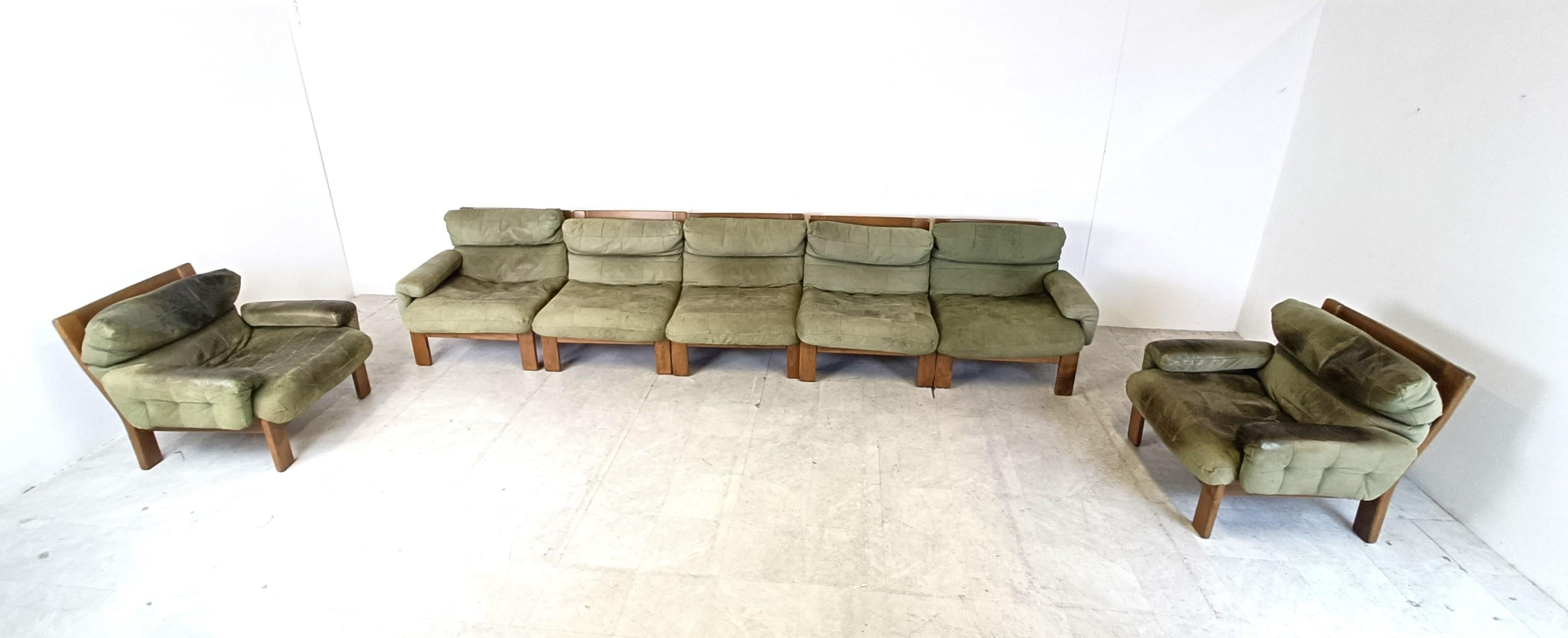 Vintage modular green leather sofa, 1960s In Good Condition In HEVERLEE, BE
