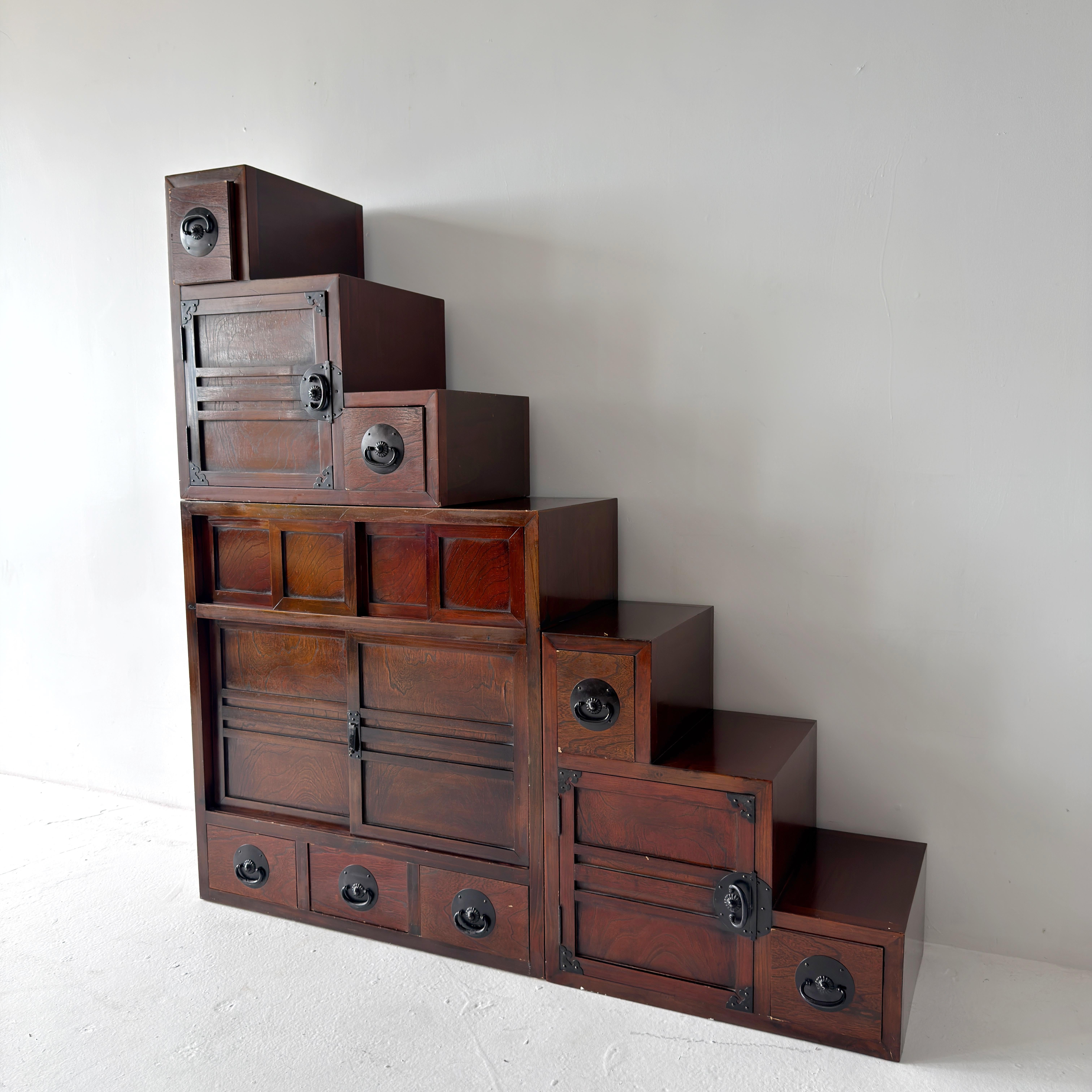 Minimalist vintage modular Japanese tansu chest For Sale