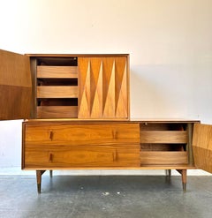 Vintage Modular MCM Chest of drawers by Albert Parvin