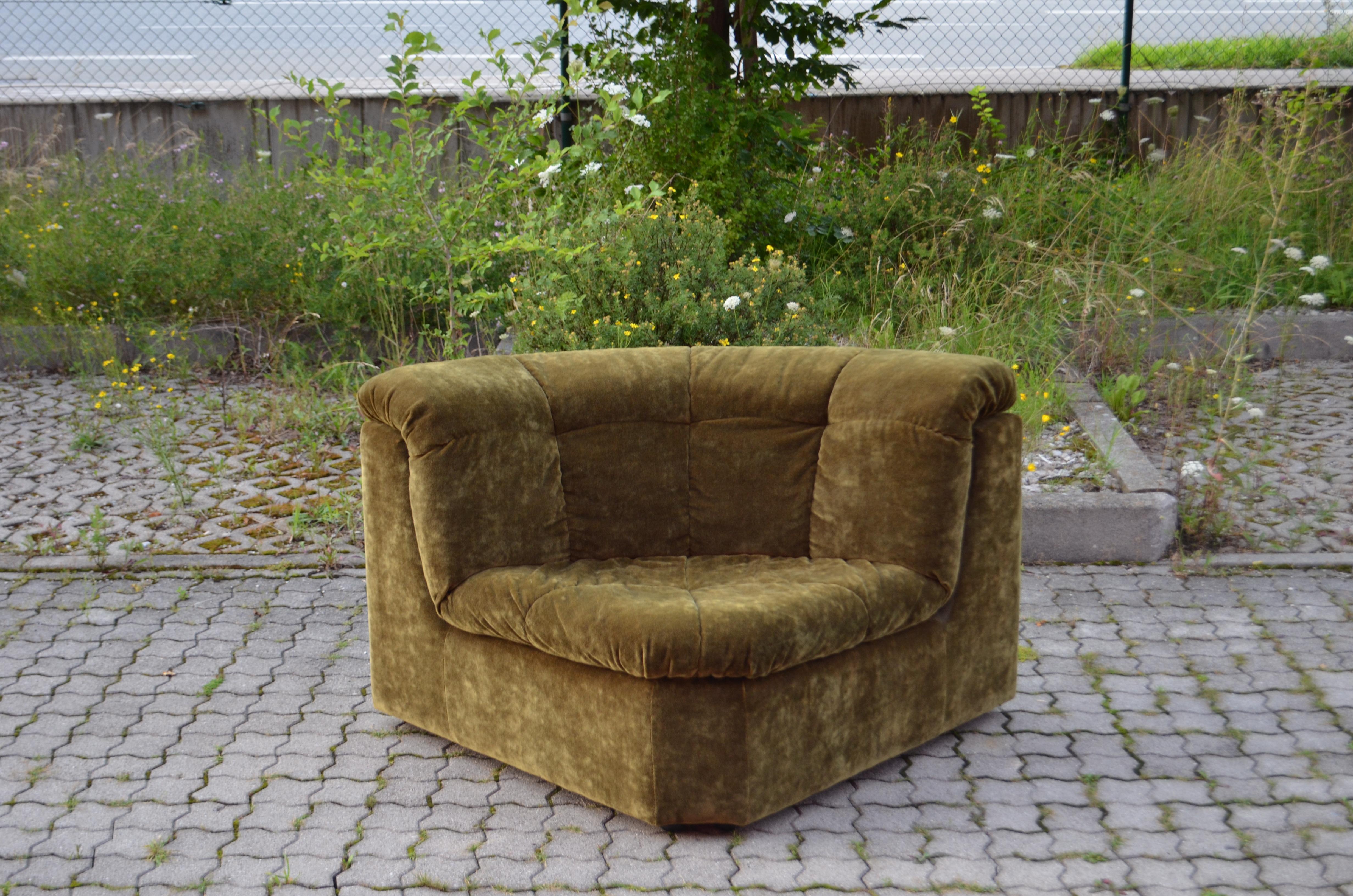 Vintage Modular Moss Green 1970s Sofa Living Room Suite 9