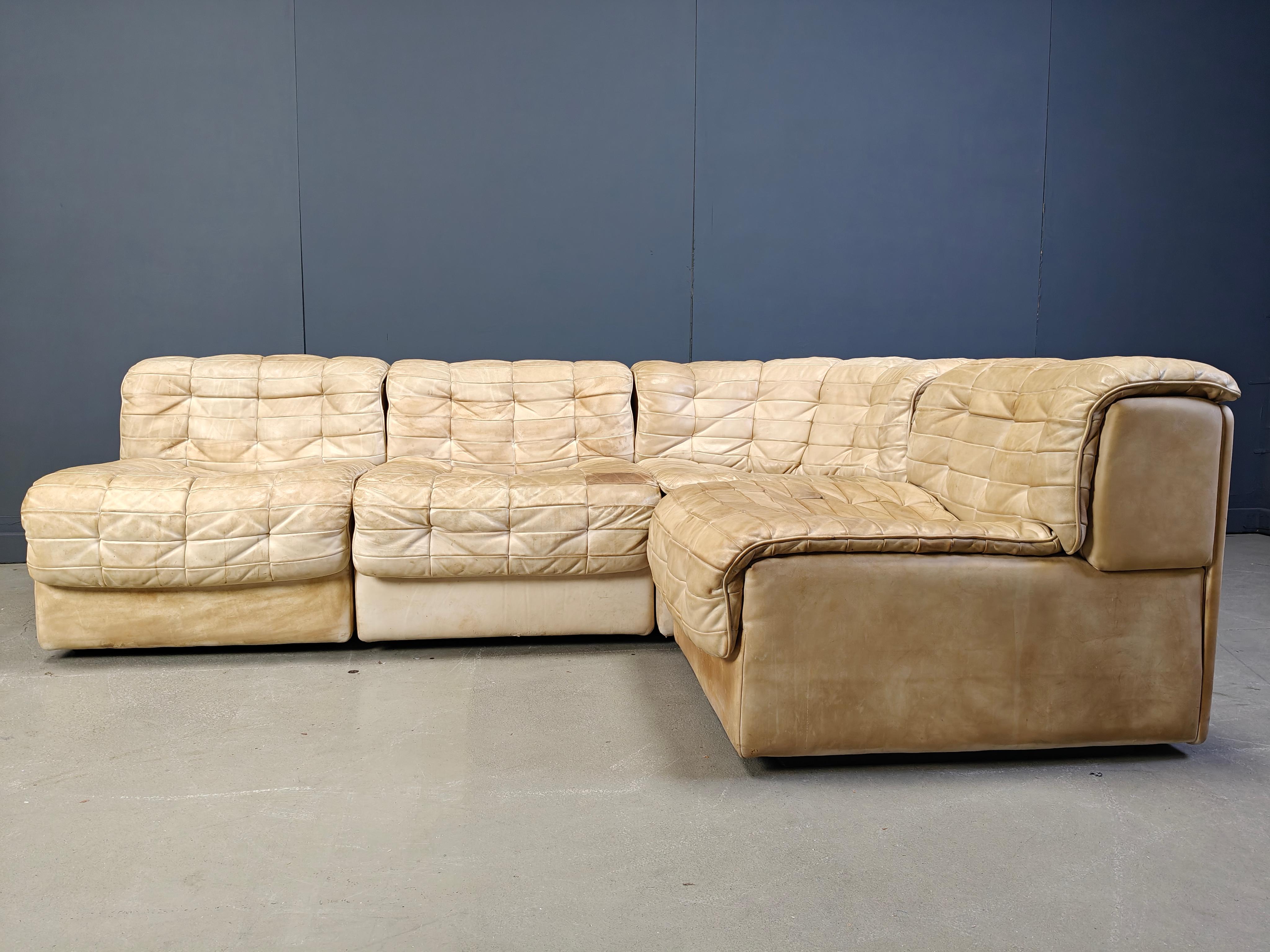 Vintage modular patchwork leather sofa DS11 by Desede, 1960s For Sale 3