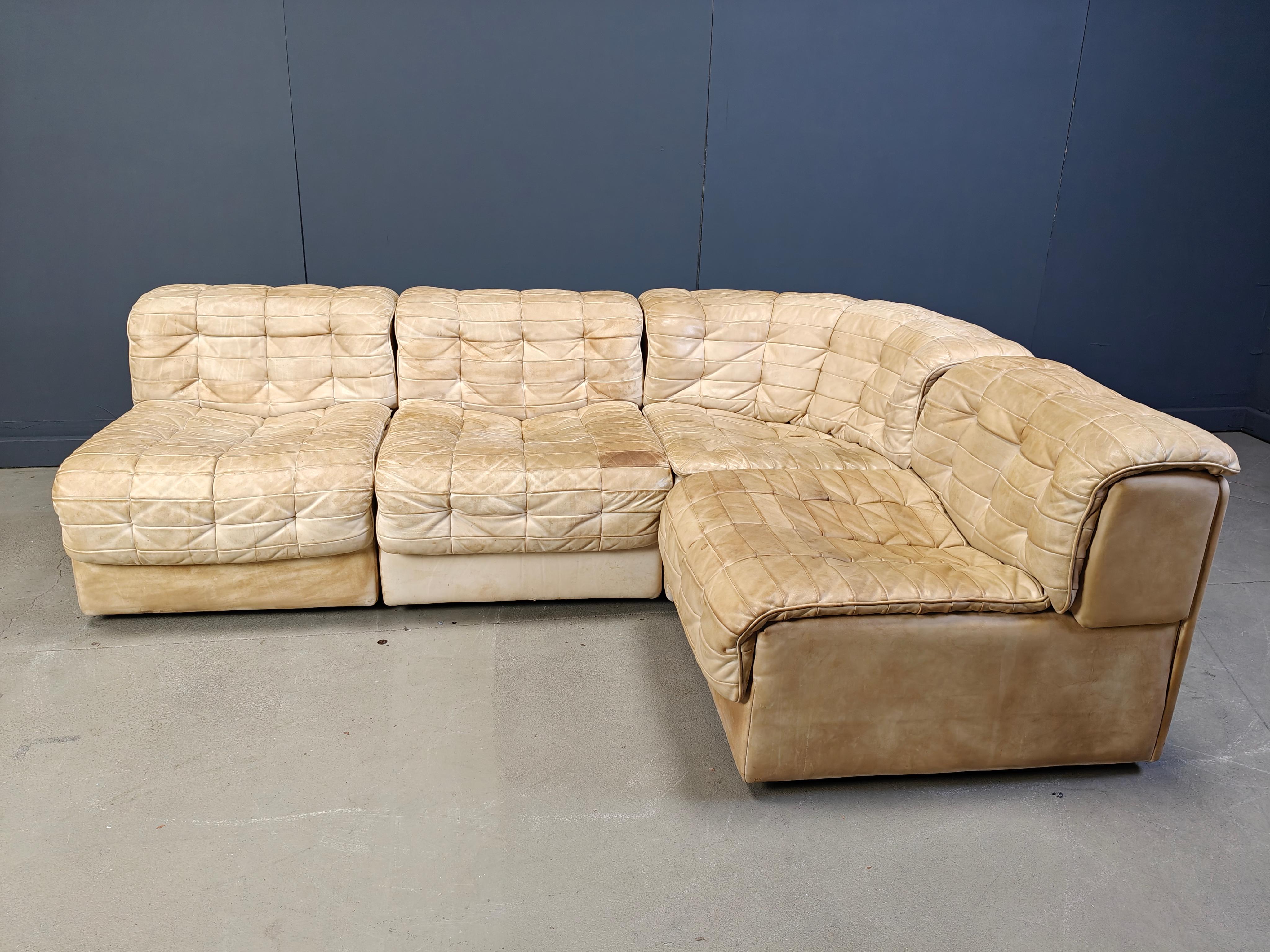 Vintage modular patchwork leather sofa DS11 by Desede, 1960s For Sale 4