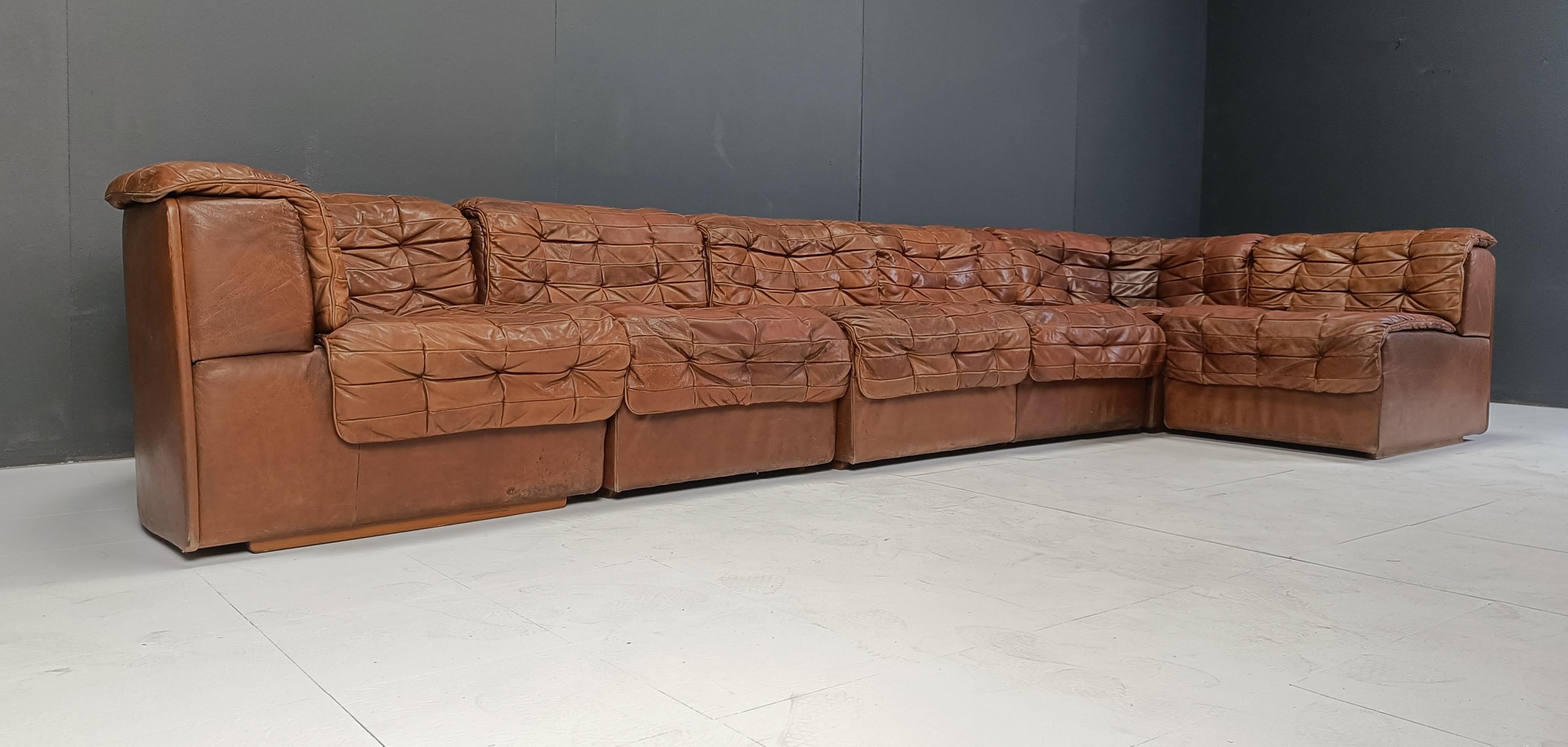 Vintage modular patchwork leather sofa DS11 by Desede, 1960s For Sale 1