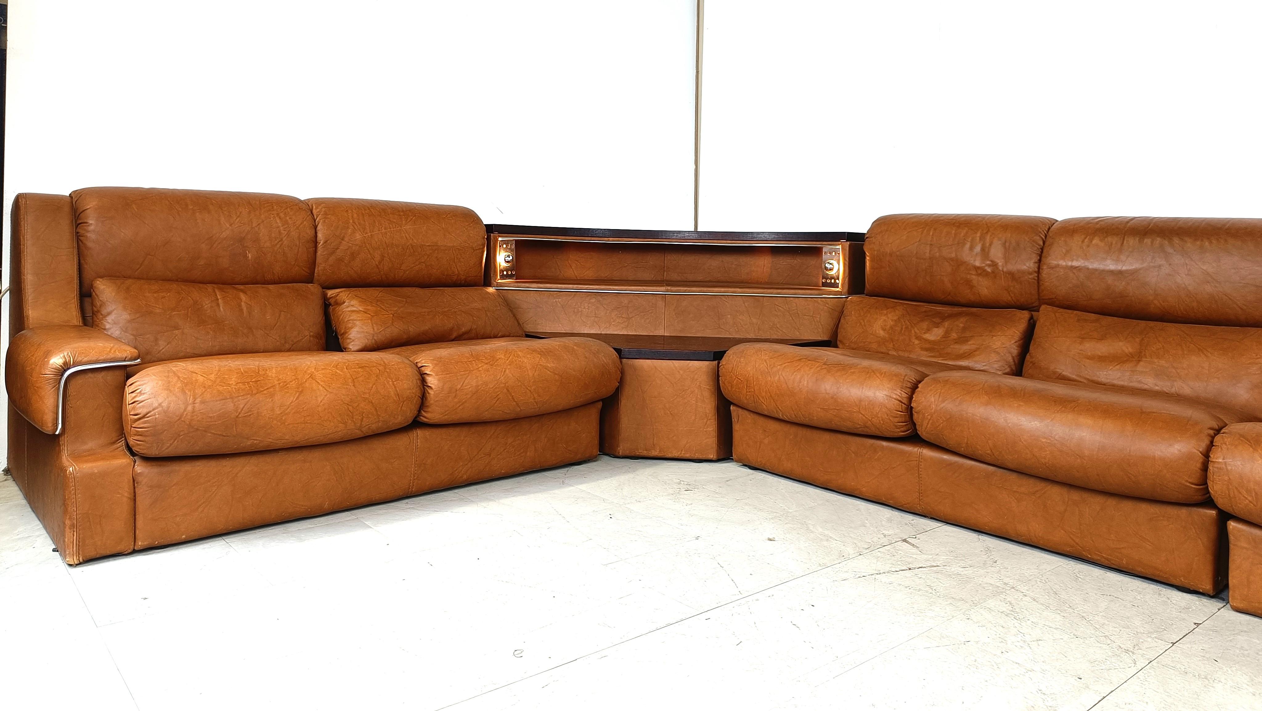 Vintage modular sofa set, 1970s In Good Condition For Sale In HEVERLEE, BE