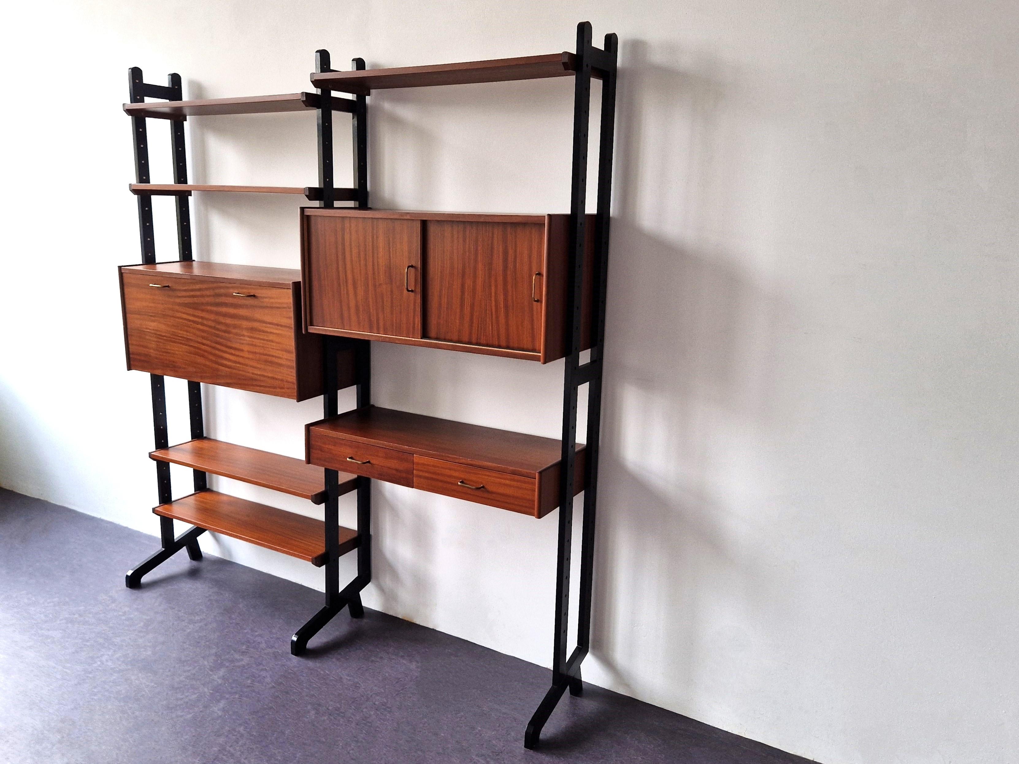 Vintage modular wall unit for Simpla Lux, The Netherlands 1960's In Good Condition For Sale In Steenwijk, NL
