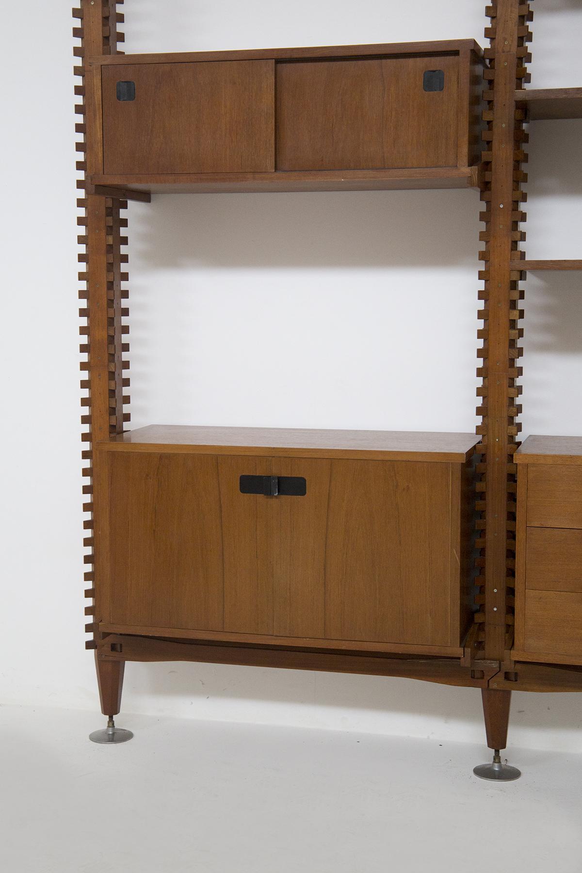 Laiton Bibliothèque modulaire en bois vintage d'Ico Parisi en vente