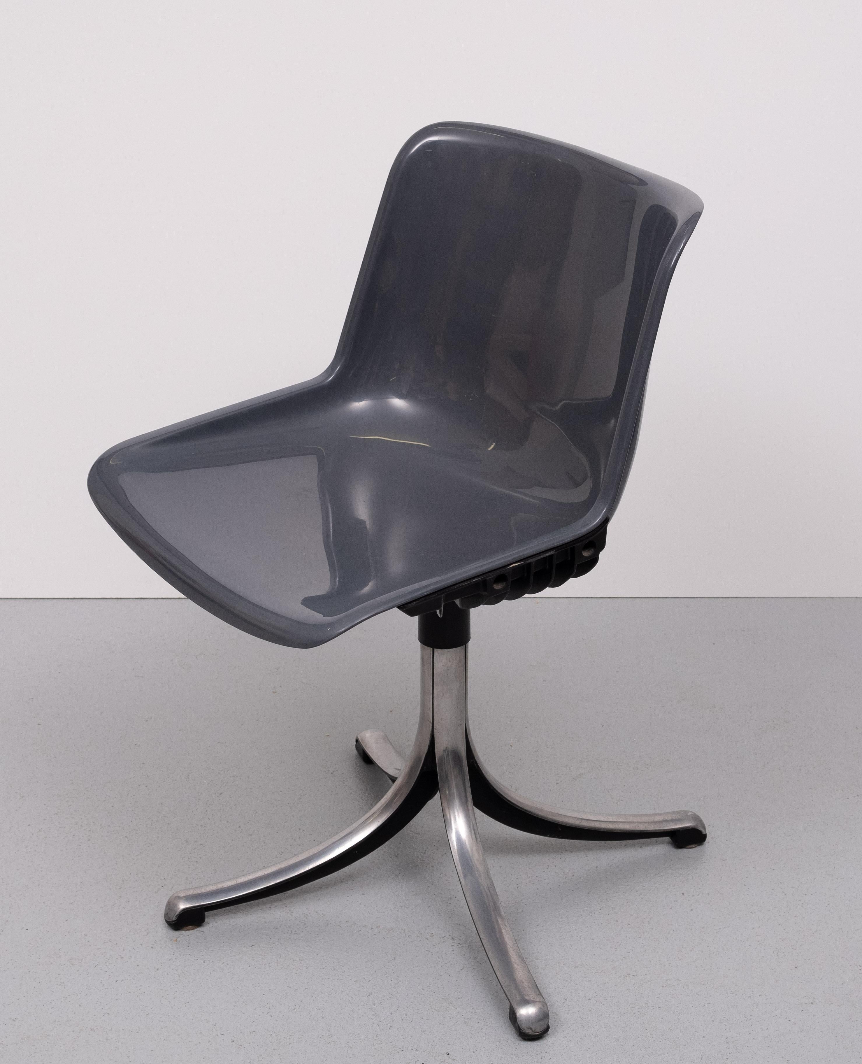 Vintage ''Modus'' Desk Chair by Osvaldo Borsani for Tecno 2