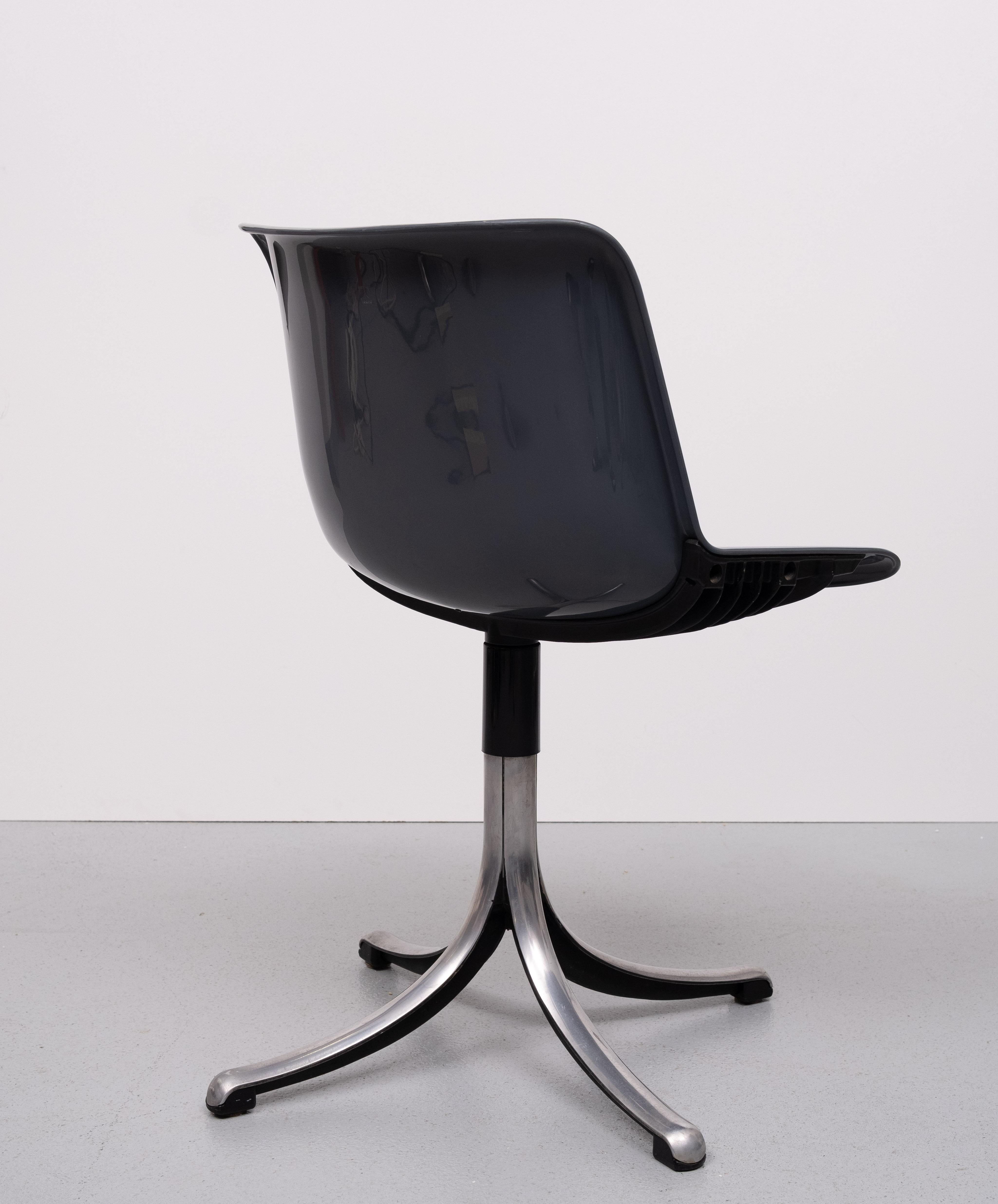 Late 20th Century Vintage ''Modus'' Desk Chair by Osvaldo Borsani for Tecno