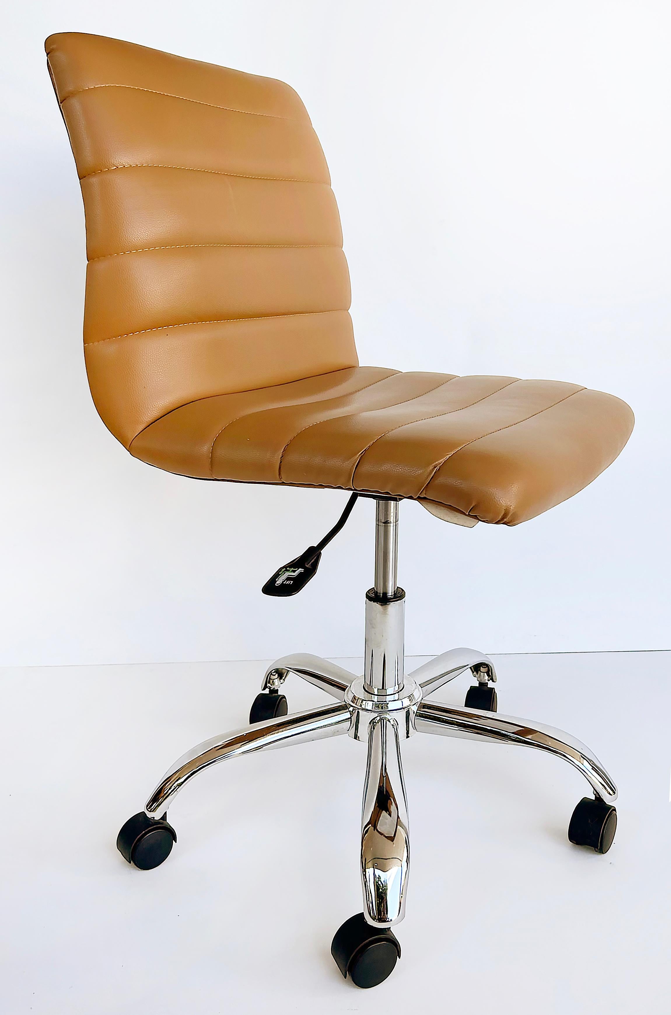 Vintage Modway Sedie da scrivania in ecopelle ad altezza regolabile su rotelle, set di 6 in vendita 1