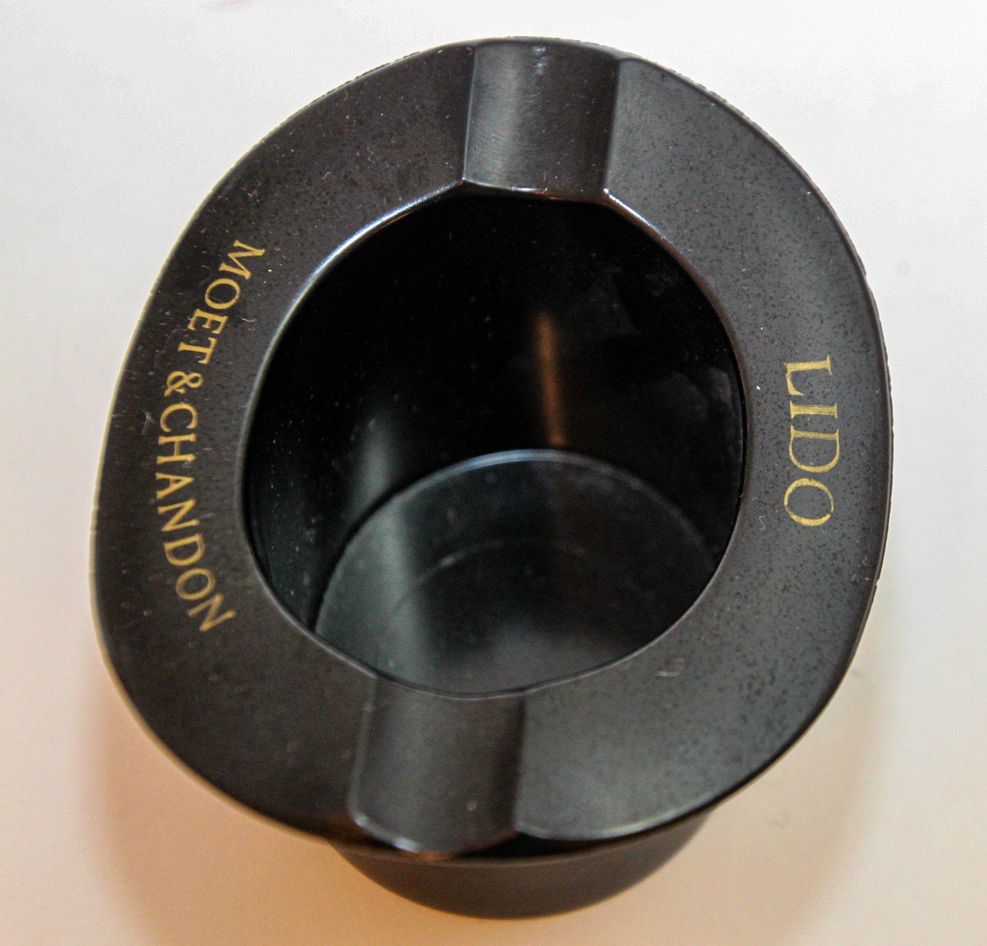 Baroque Vintage Moët & Chandon Lido Paris Bakelite Black Top Hat Ashtray 1970s