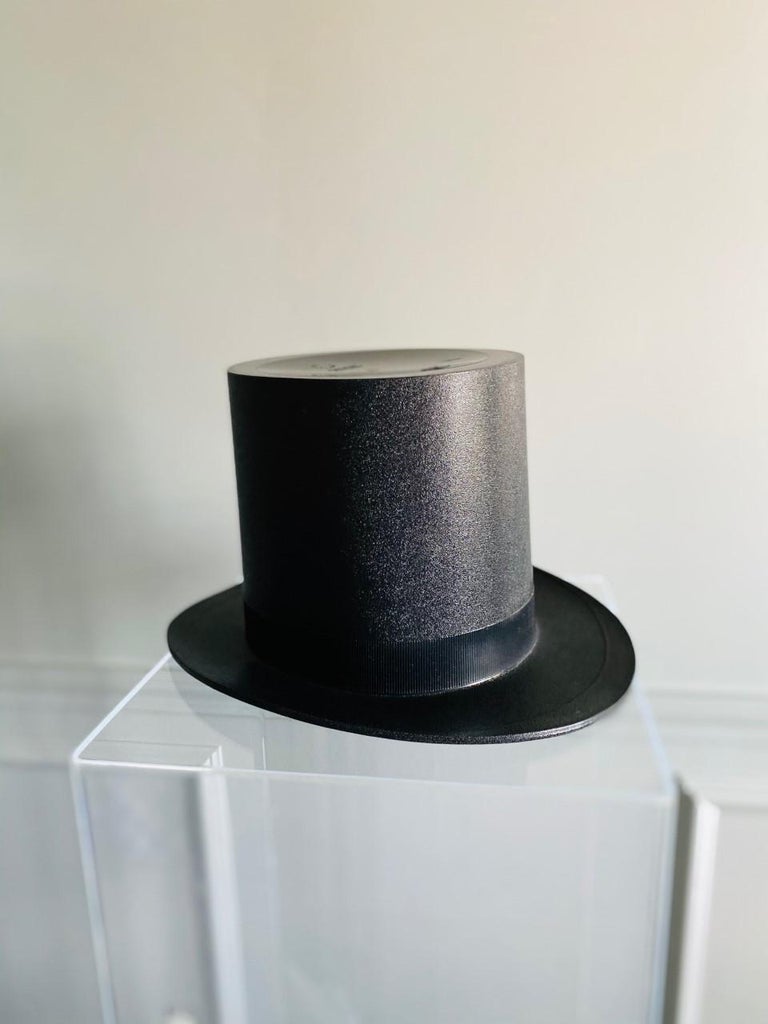 Vintage Moet and Chandon Top Hat Ice Bucket at 1stDibs
