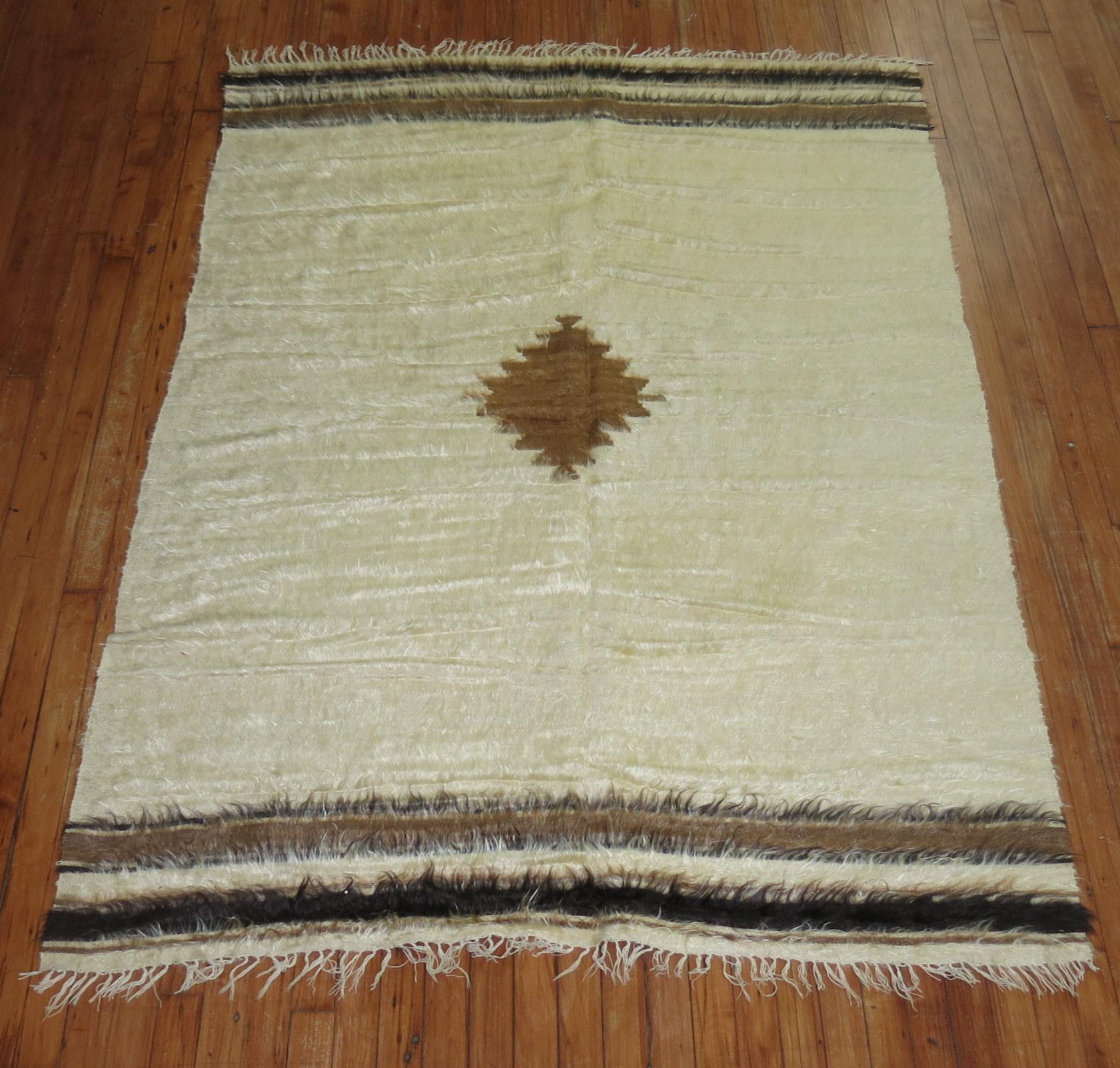 Hand-Woven White Mid-20th Century Turkish Mohair Wool Rug