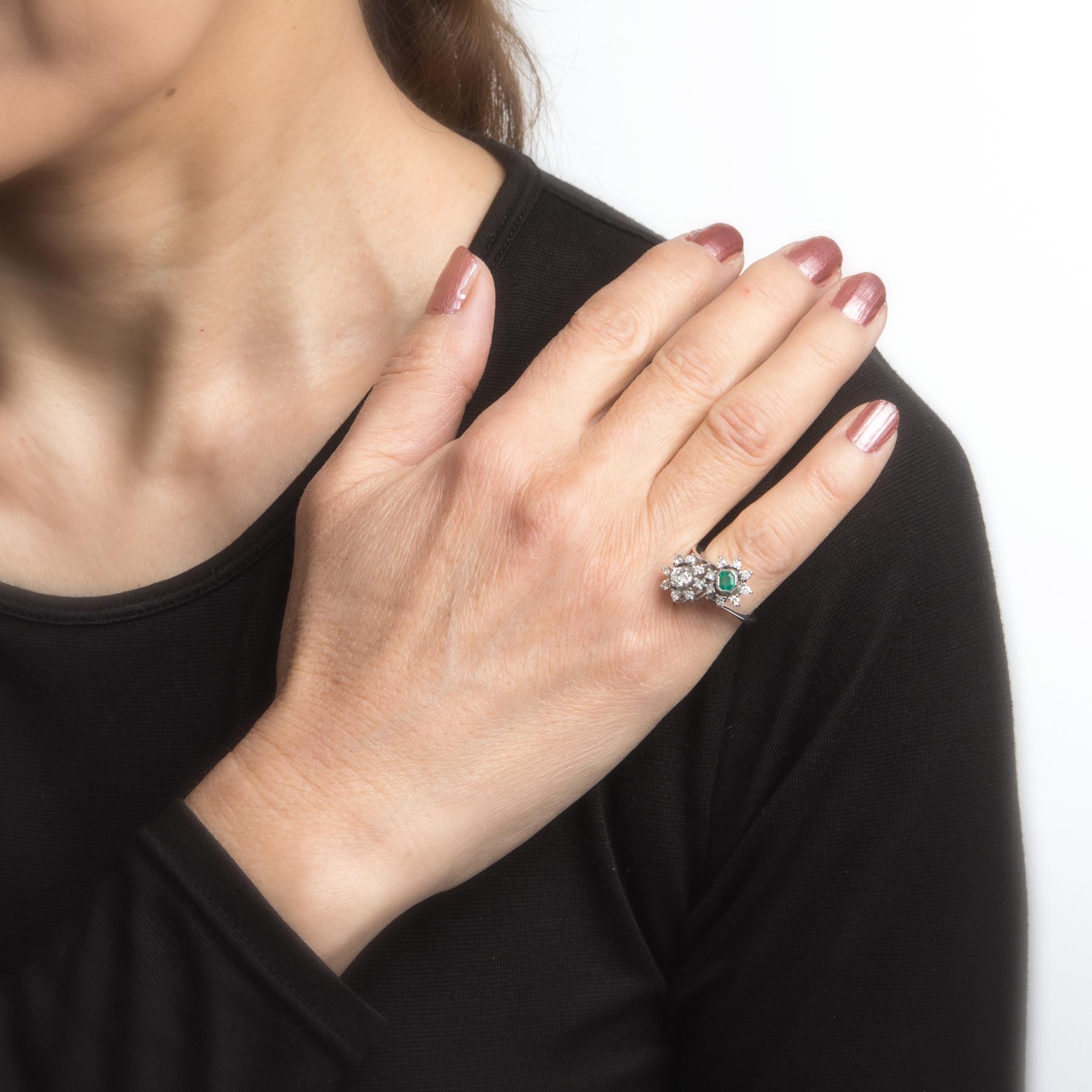 Bague vintage Moi et Toi fleurs émeraude or 18 carats bijouterie fine rose 1