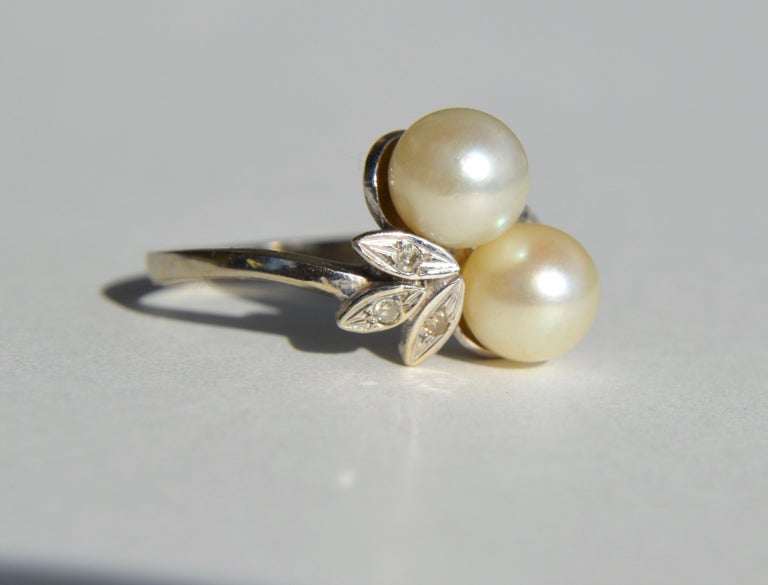 Vintage Moi Et Toi Pearl Diamond 14 Karat White Gold Cocktail Ring at ...