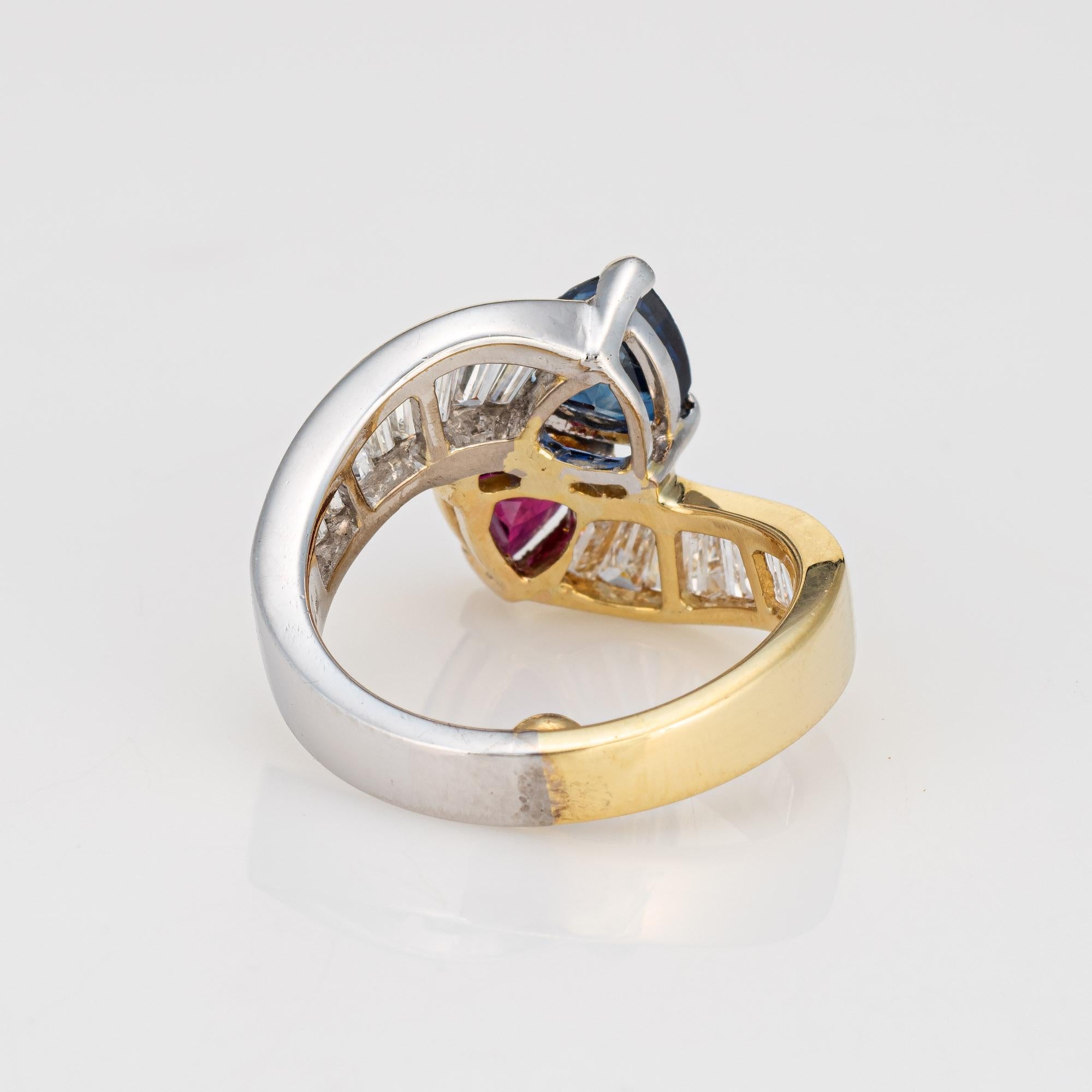 Verlobungsring Moi et Toi, natürlicher Rubin, Saphir, Diamant, CERT, 18 Karat Gold im Zustand „Gut“ in Torrance, CA