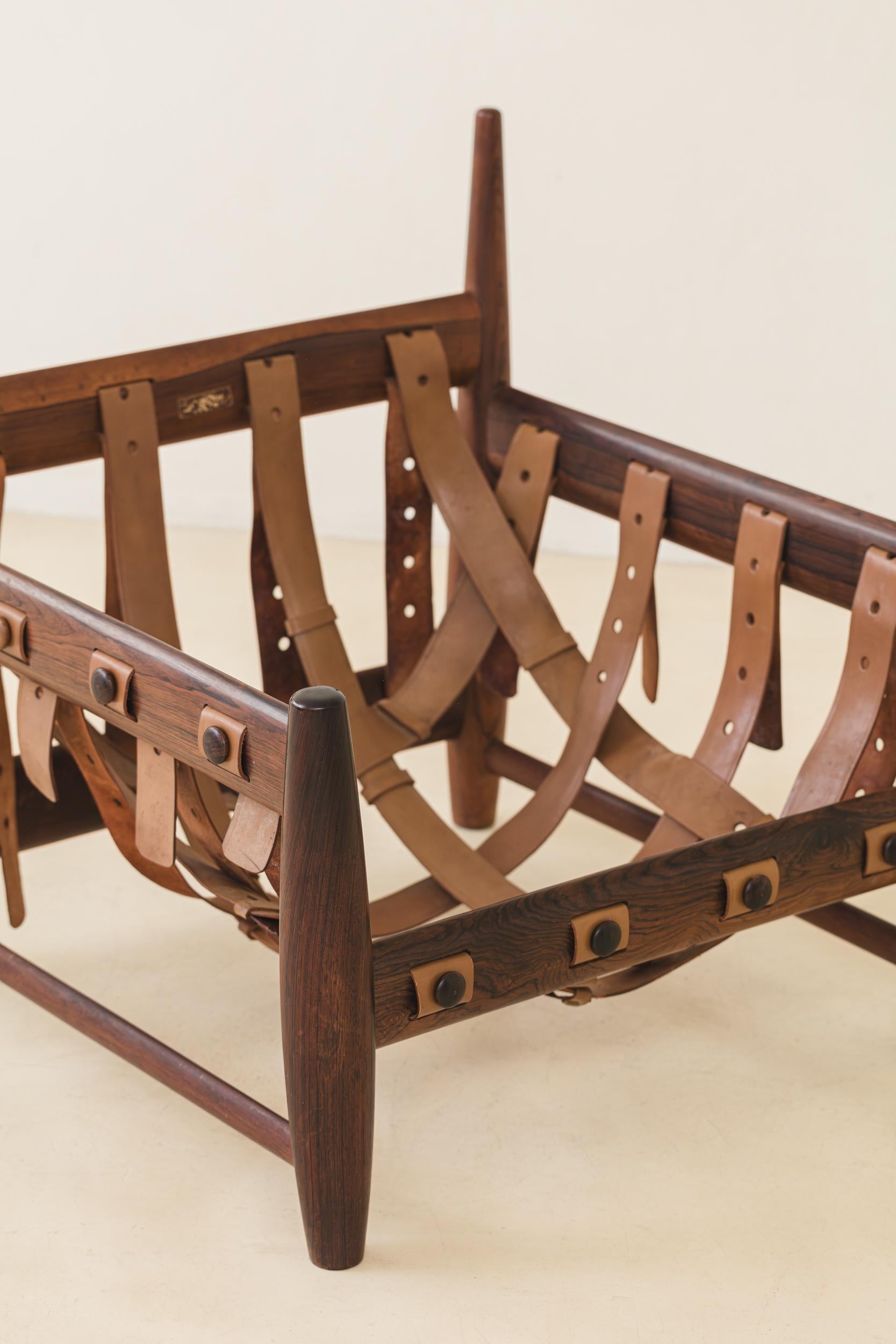 Vintage 'Mole' Rosewood Armchair with Ottoman by Sergio Rodrigues, 1957, Brazil For Sale 9
