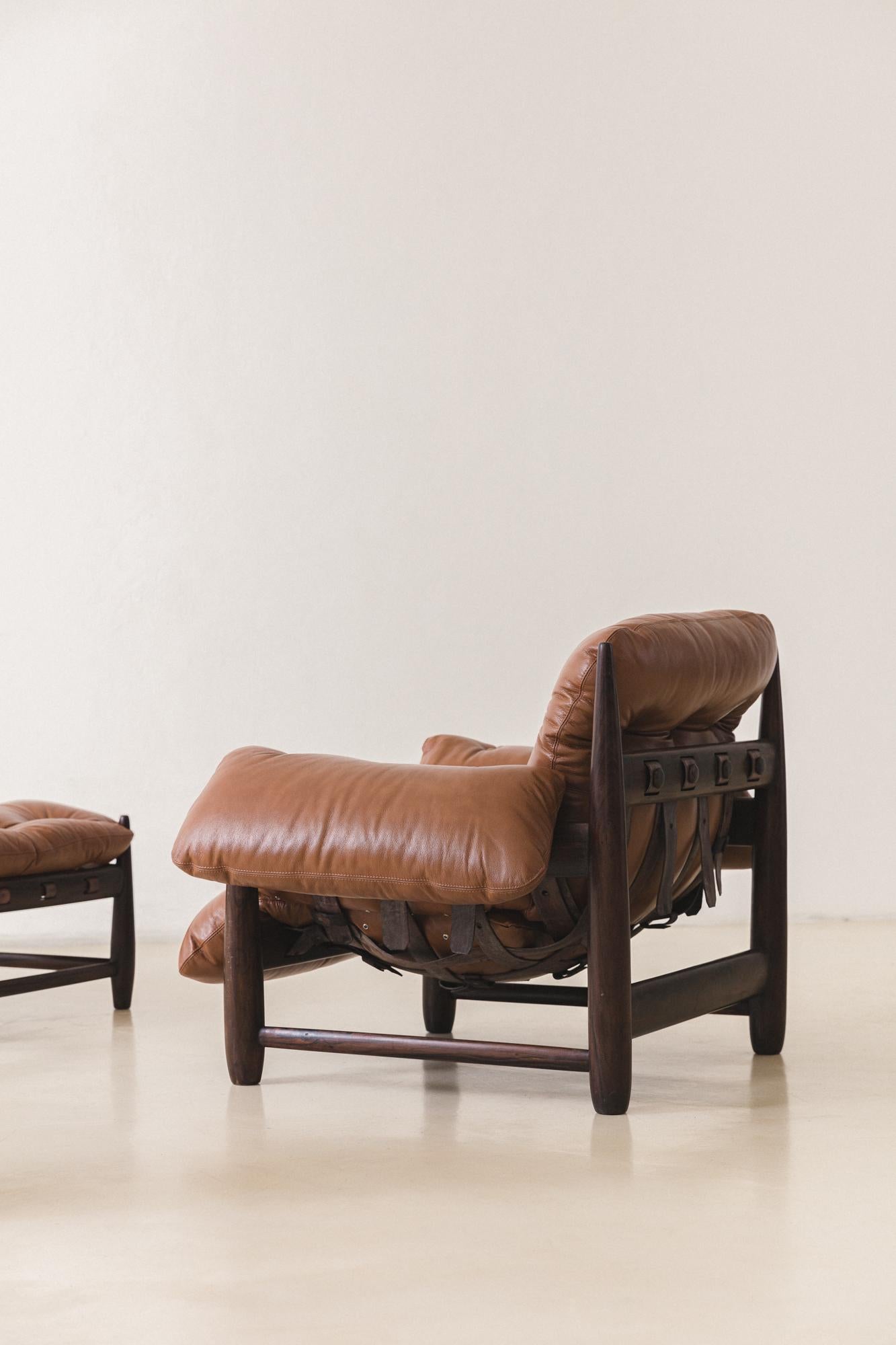 Vintage 'Mole' Rosewood Armchair with Ottoman by Sergio Rodrigues, 1957, Brazil In Good Condition In New York, NY
