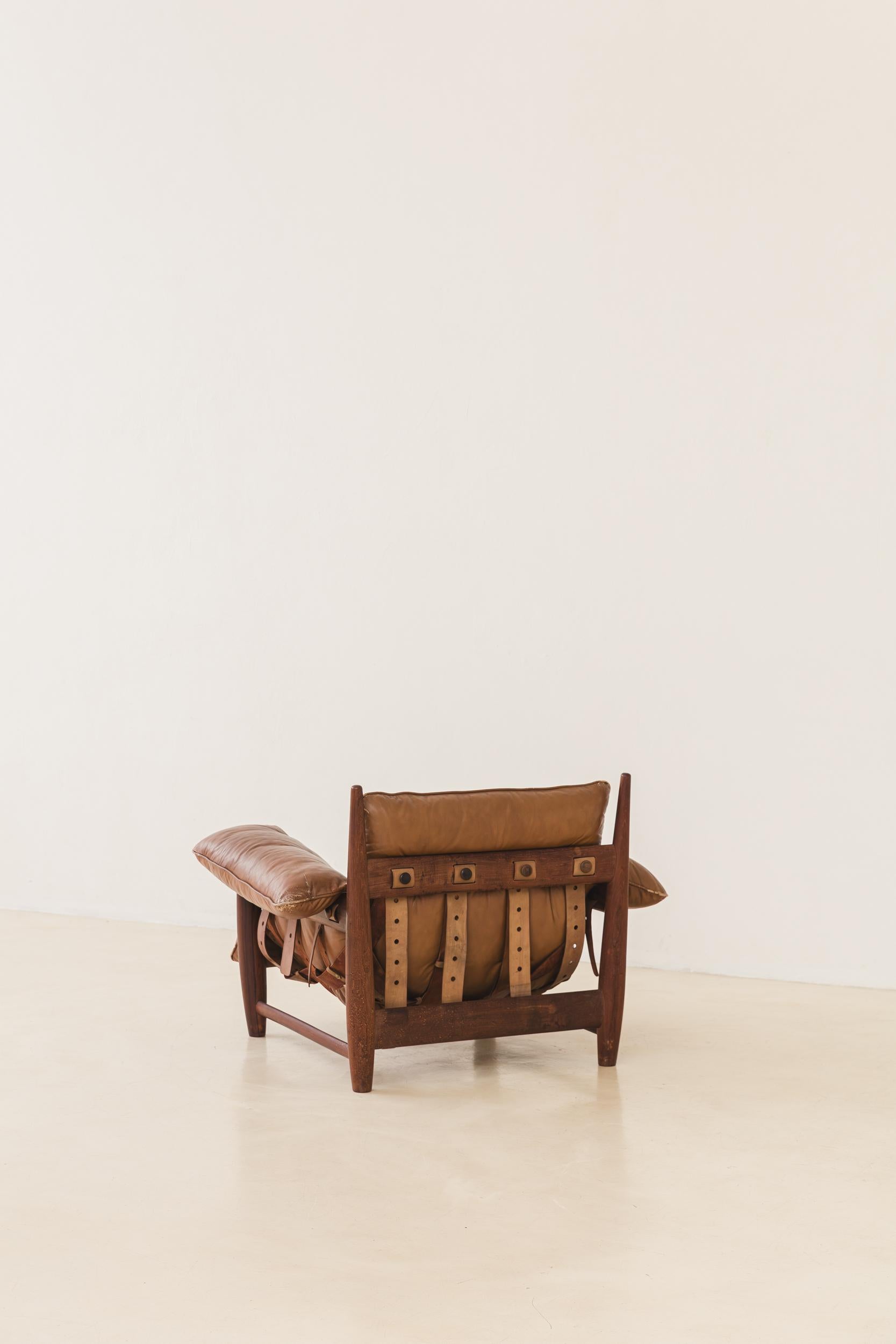 Leather Vintage 'Mole' Rosewood Armchair with Ottoman by Sergio Rodrigues, 1957, Brazil For Sale
